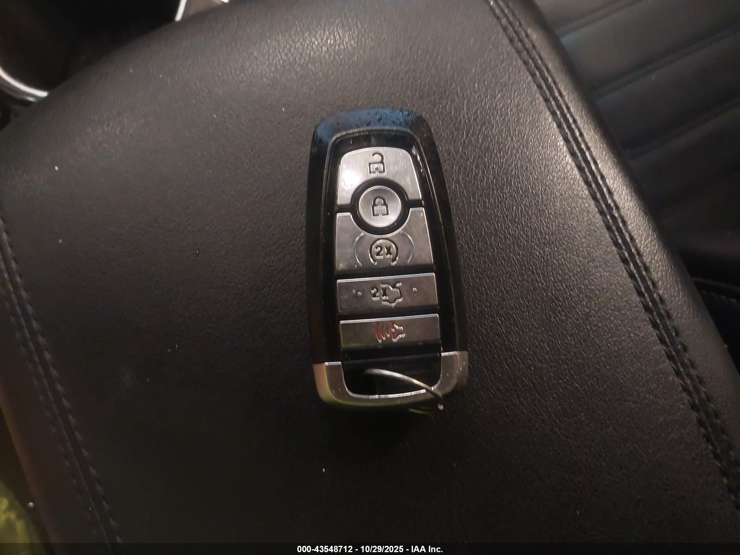FORD EDGE image 11