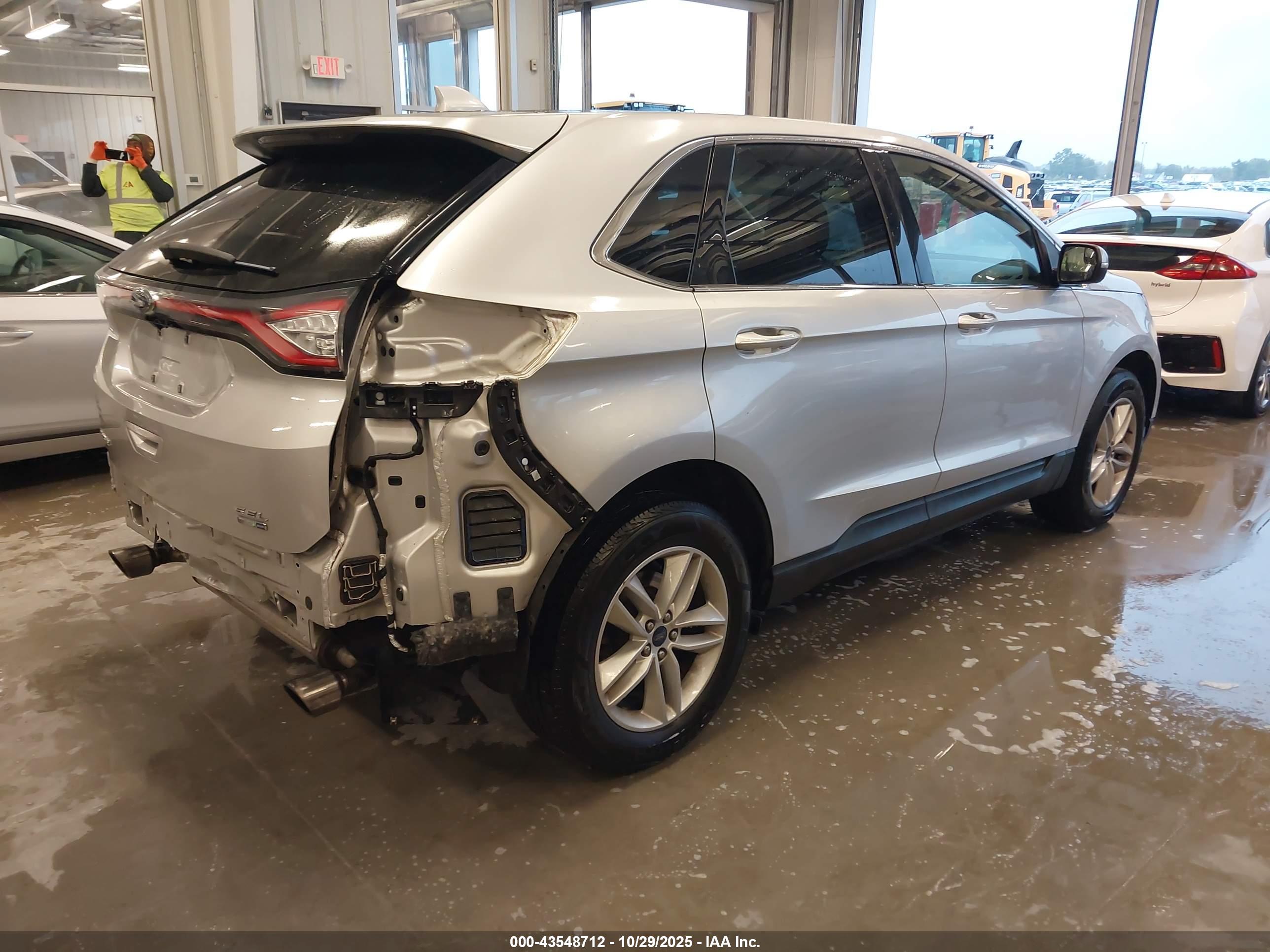 FORD EDGE image 4