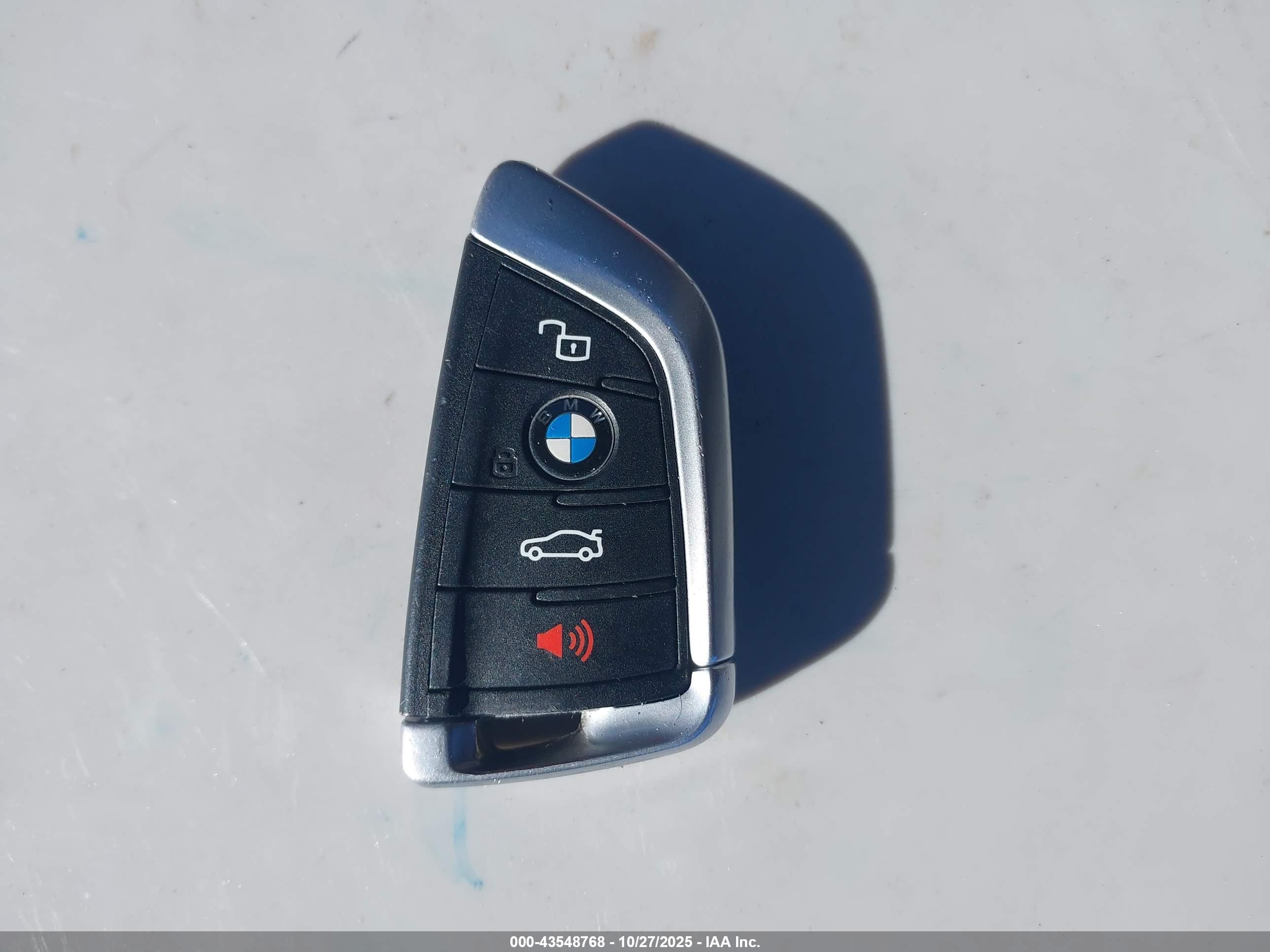 BMW 330I image 11