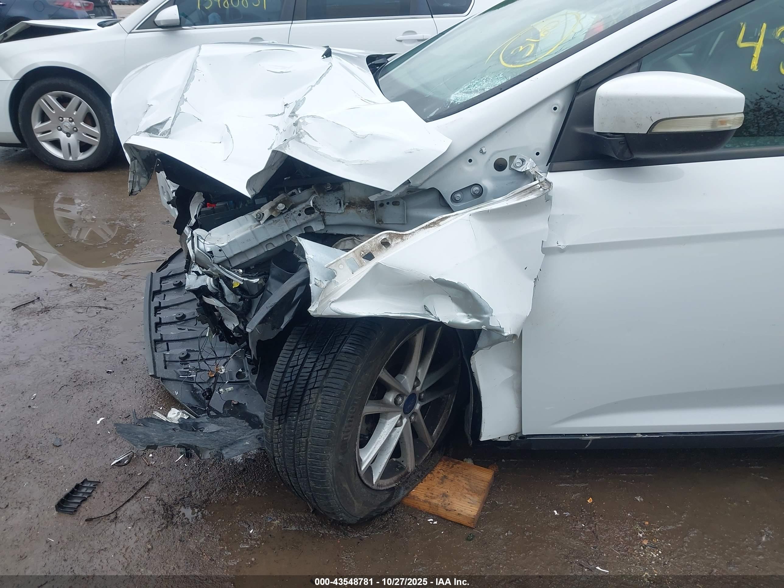 FORD FOCUS image 6