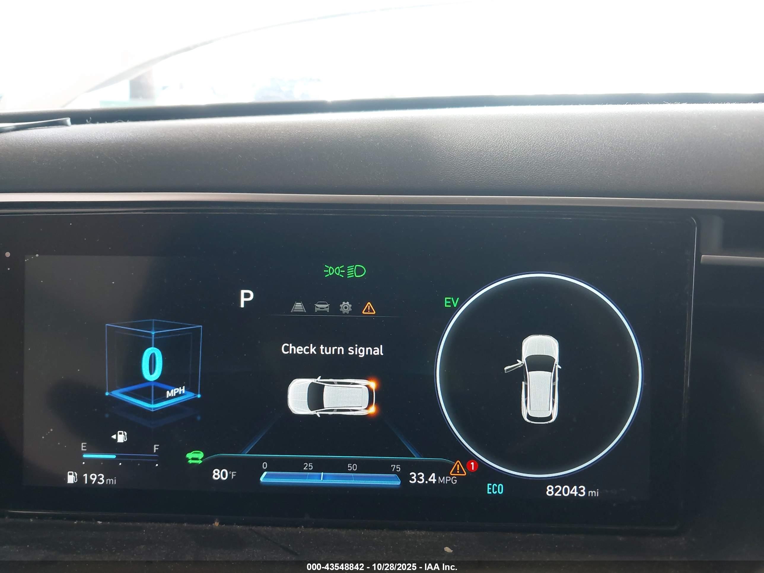 HYUNDAI TUCSON image 7