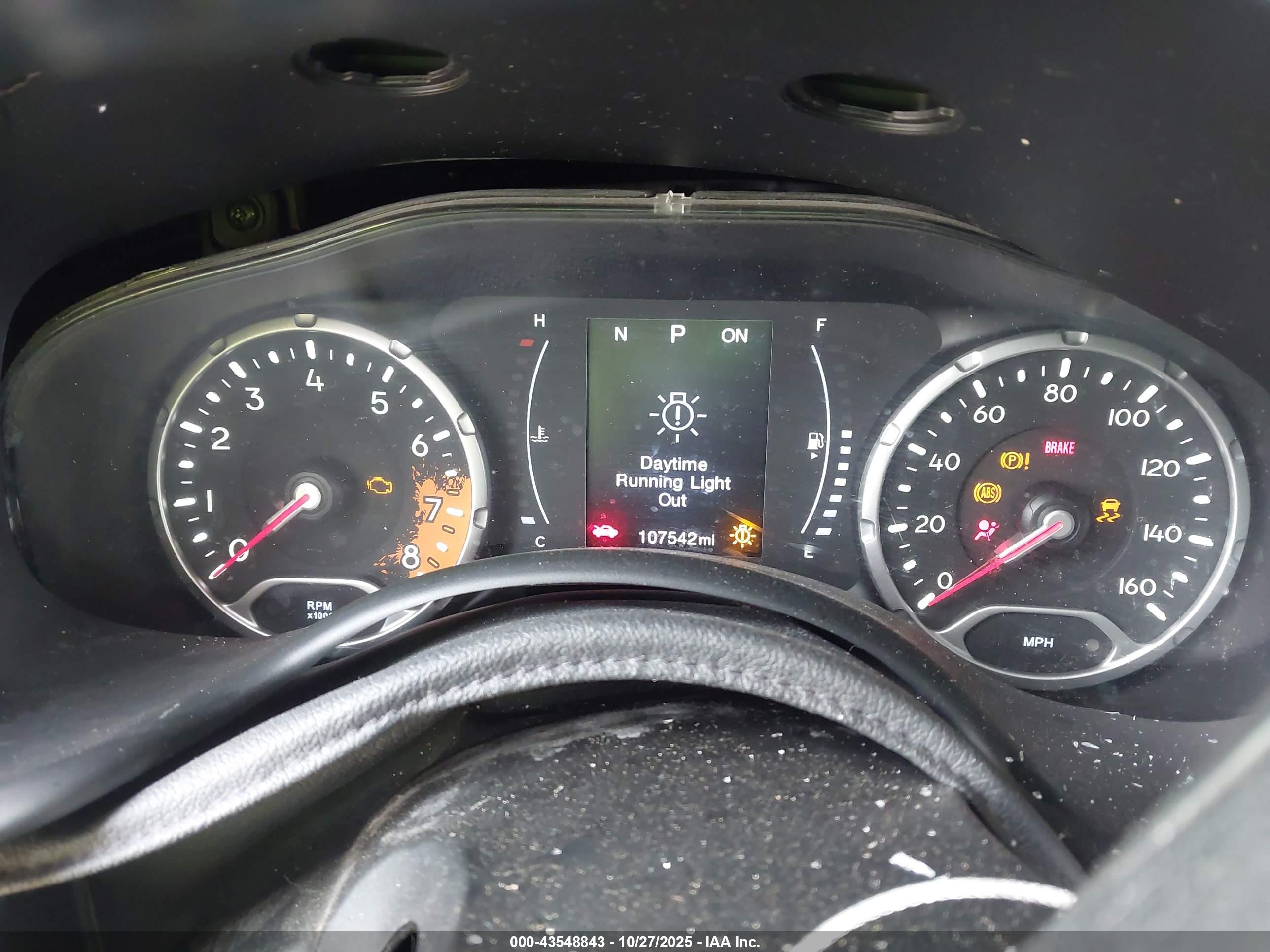 JEEP RENEGADE image 7