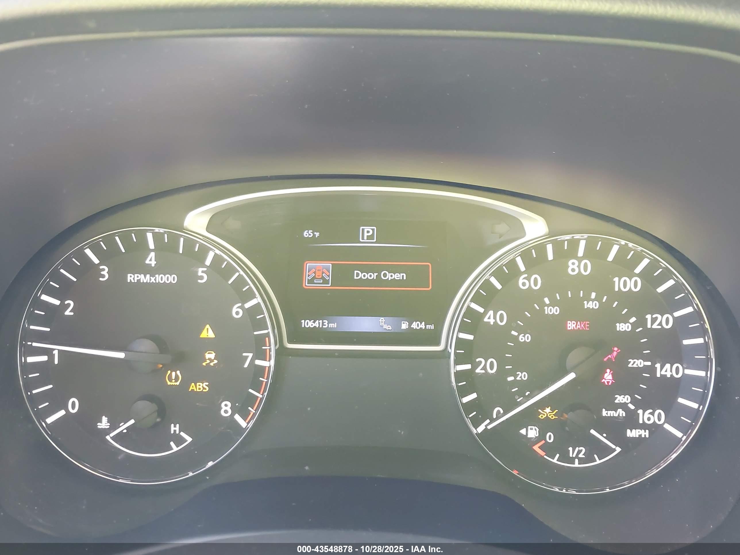 NISSAN PATHFINDER image 7