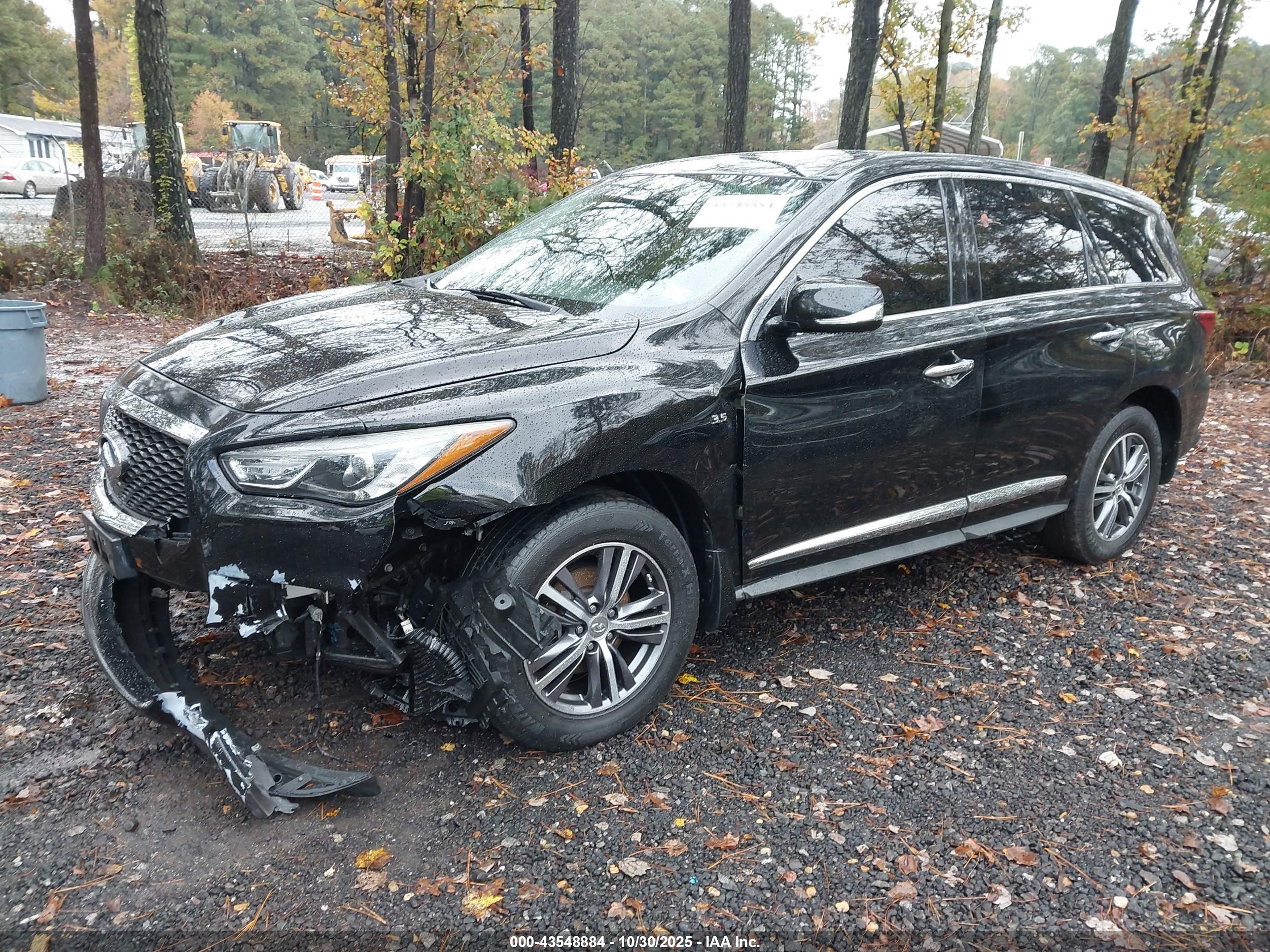 INFINITI QX60 image 2