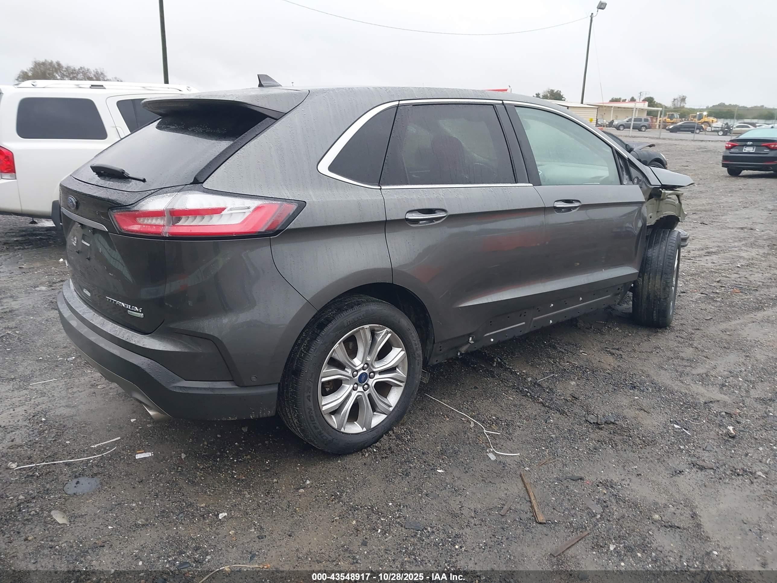 FORD EDGE image 4