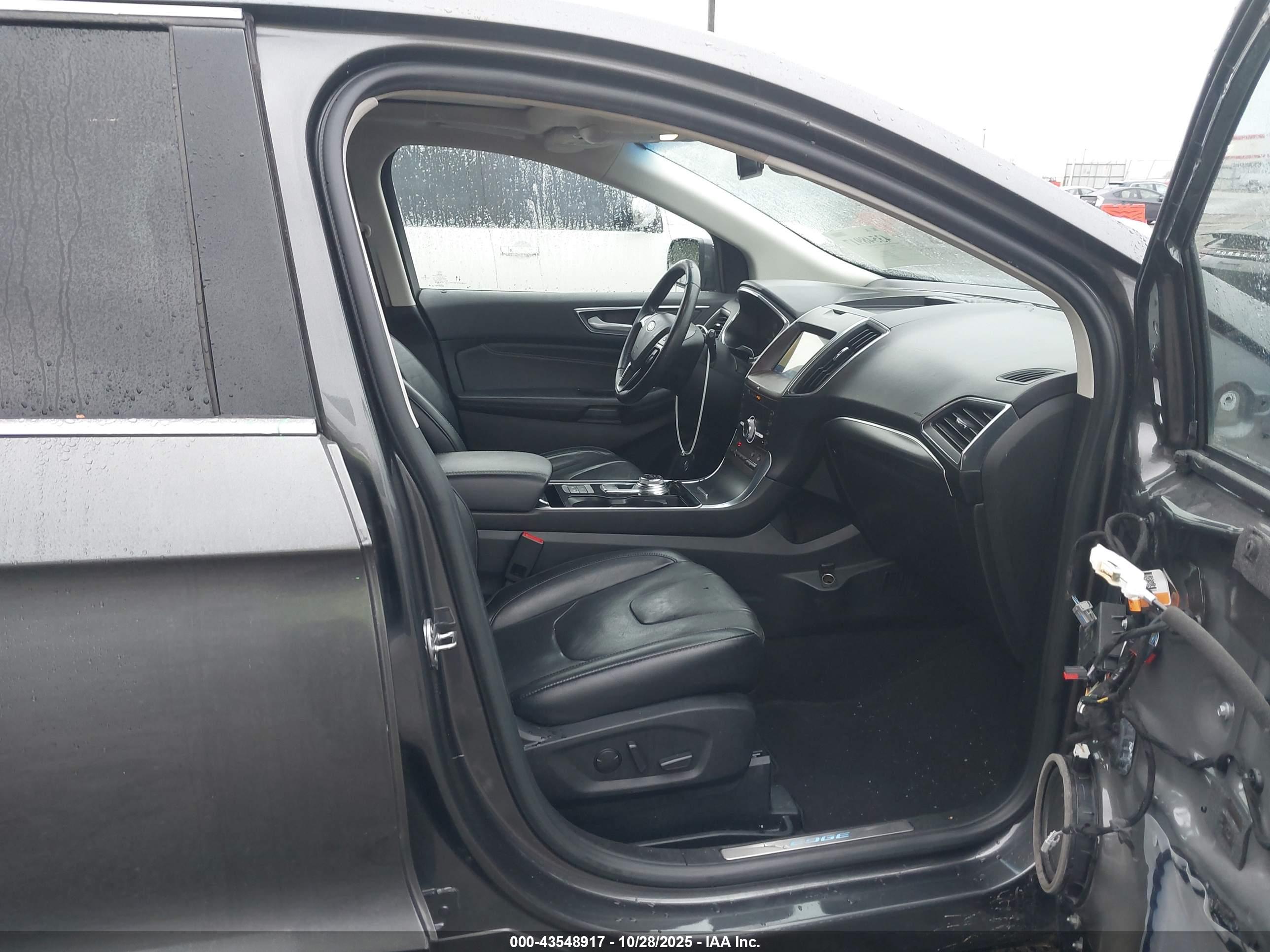 FORD EDGE image 5