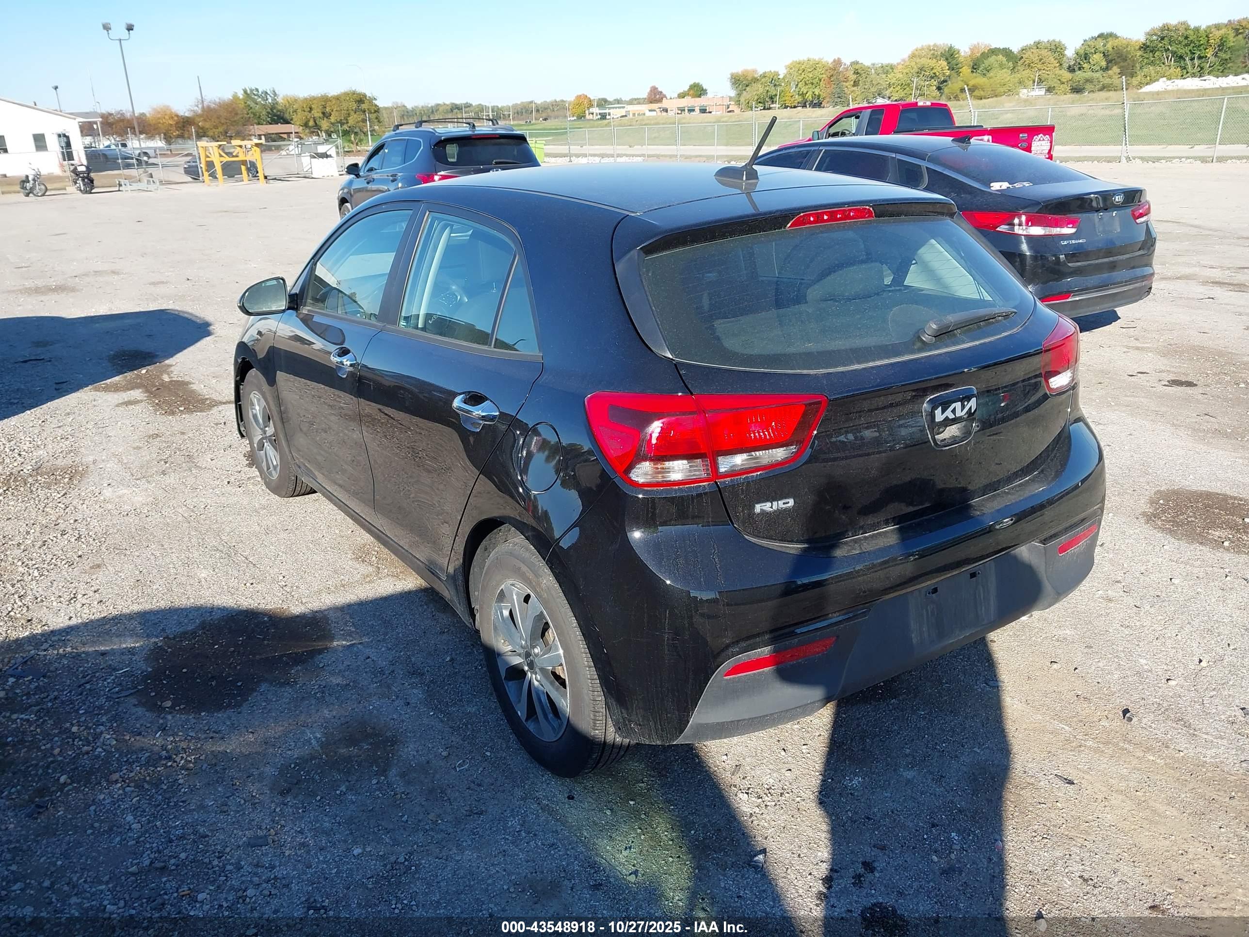 KIA RIO image 3