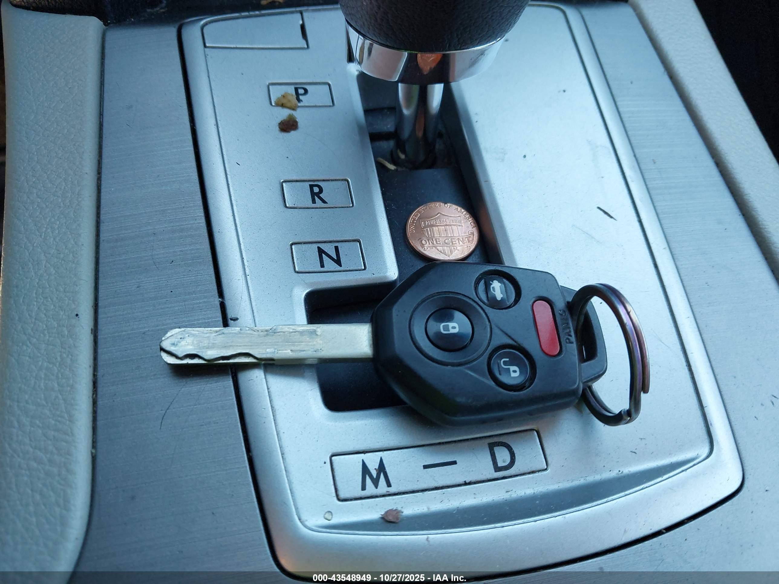SUBARU OUTBACK image 11