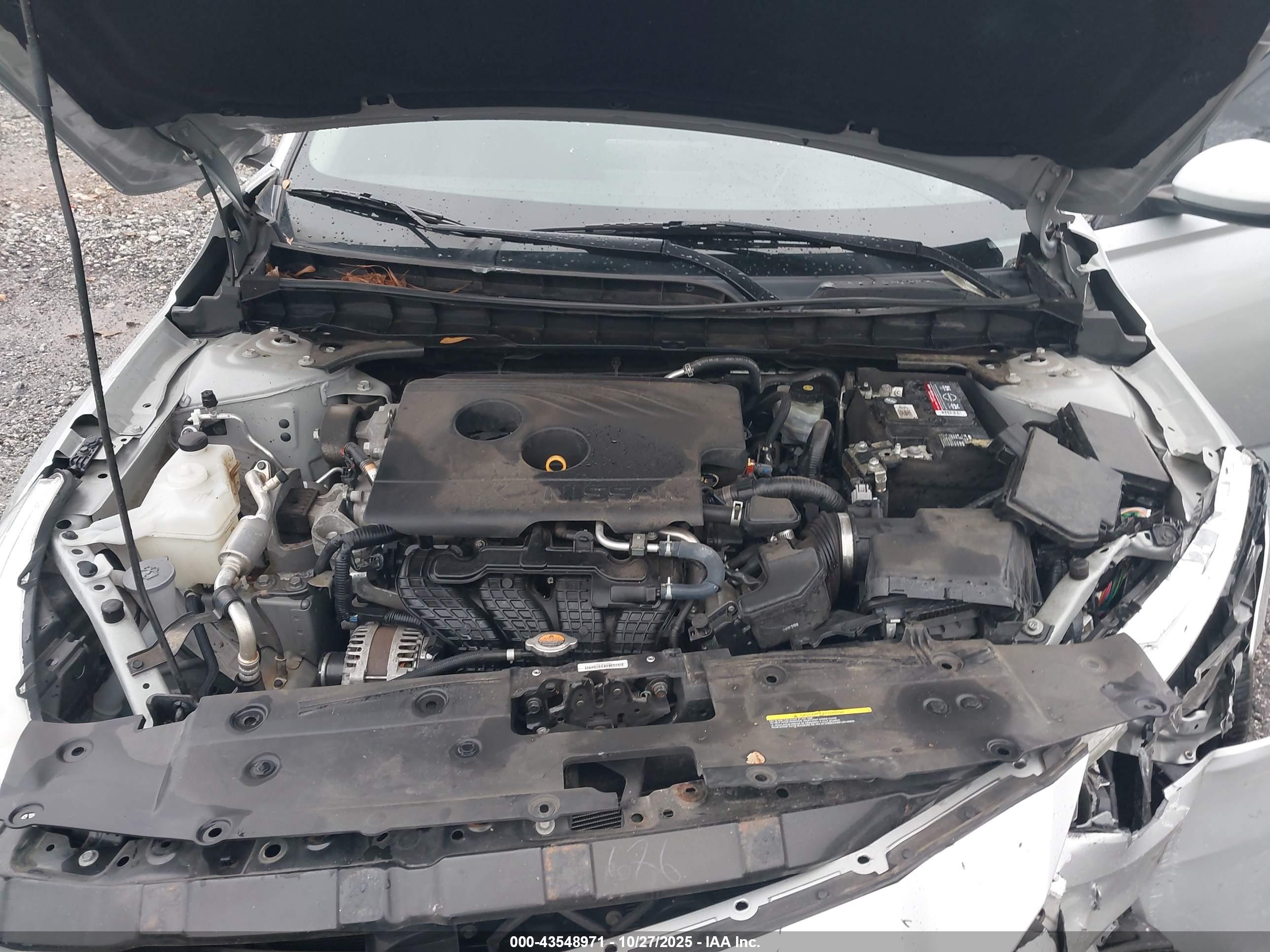NISSAN ALTIMA image 10