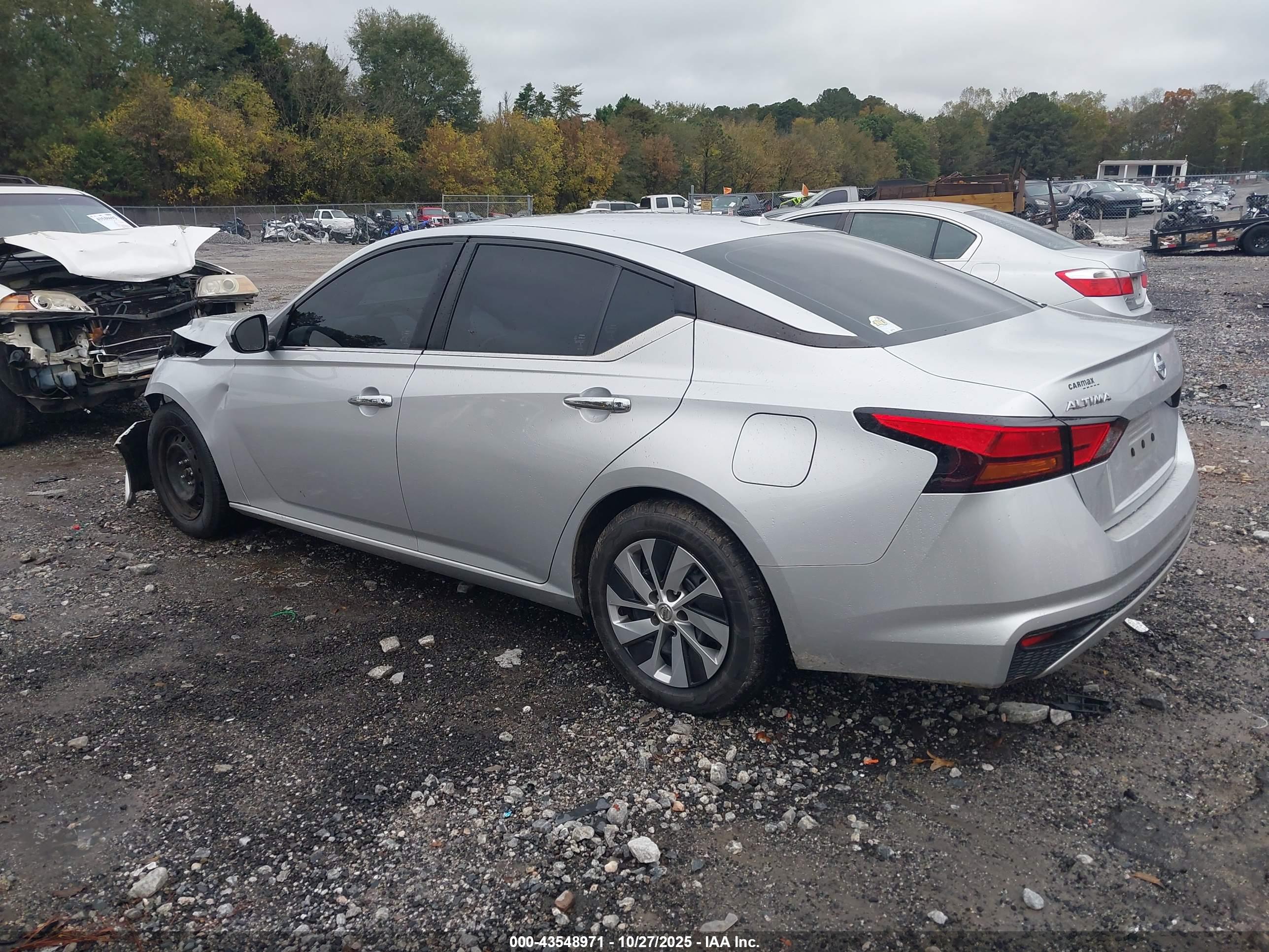 NISSAN ALTIMA image 3