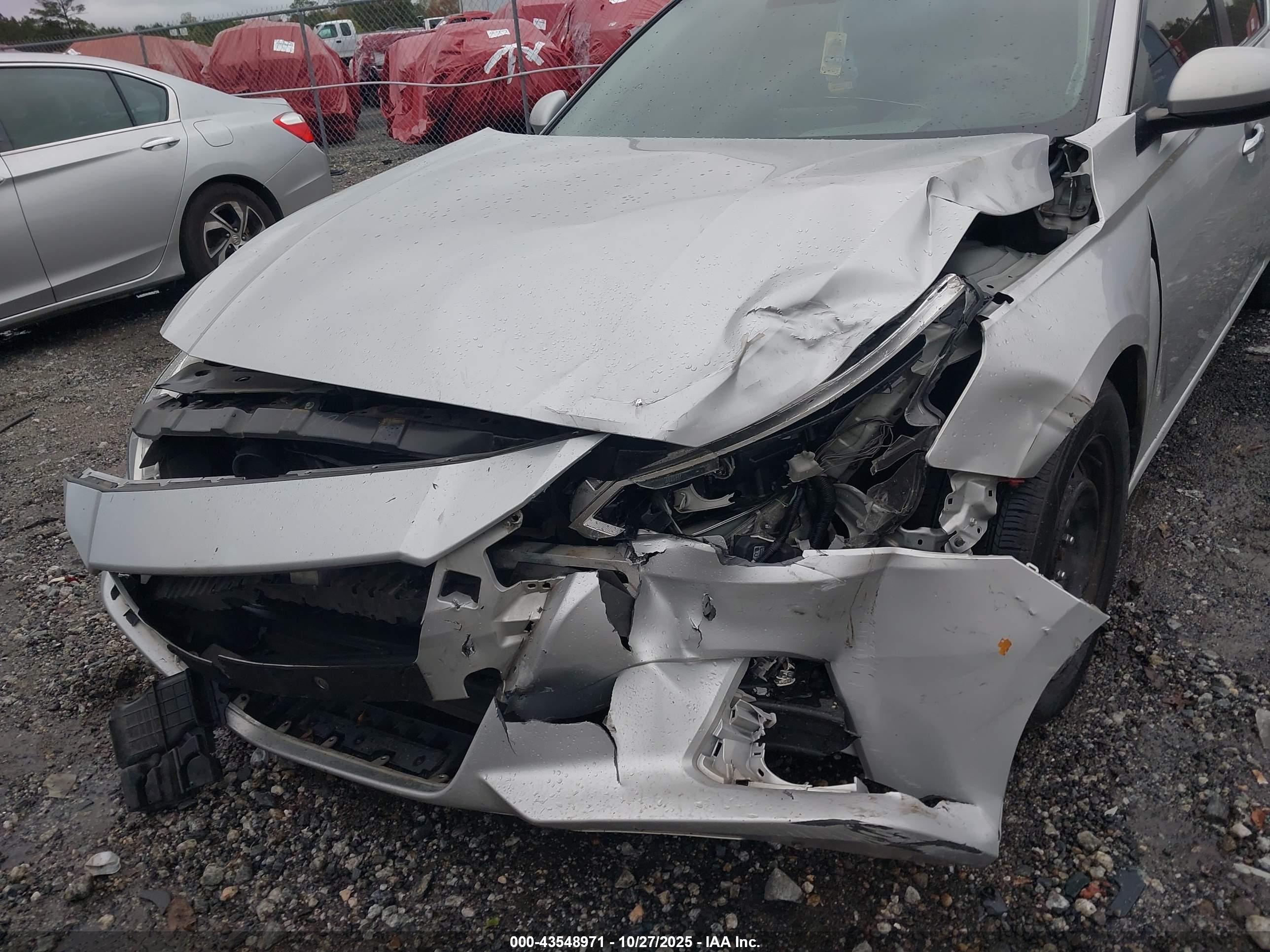 NISSAN ALTIMA image 6