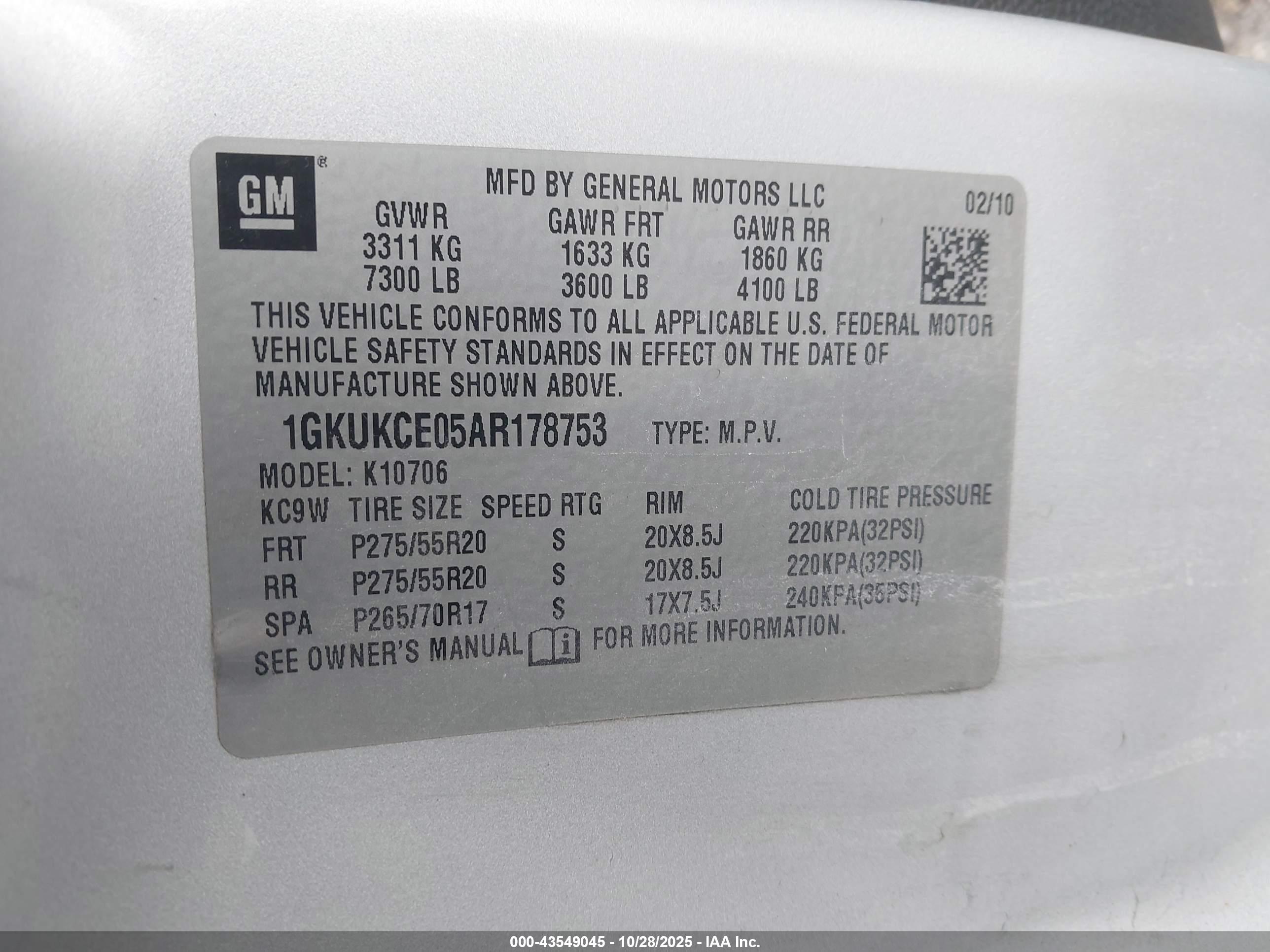 GMC YUKON image 9