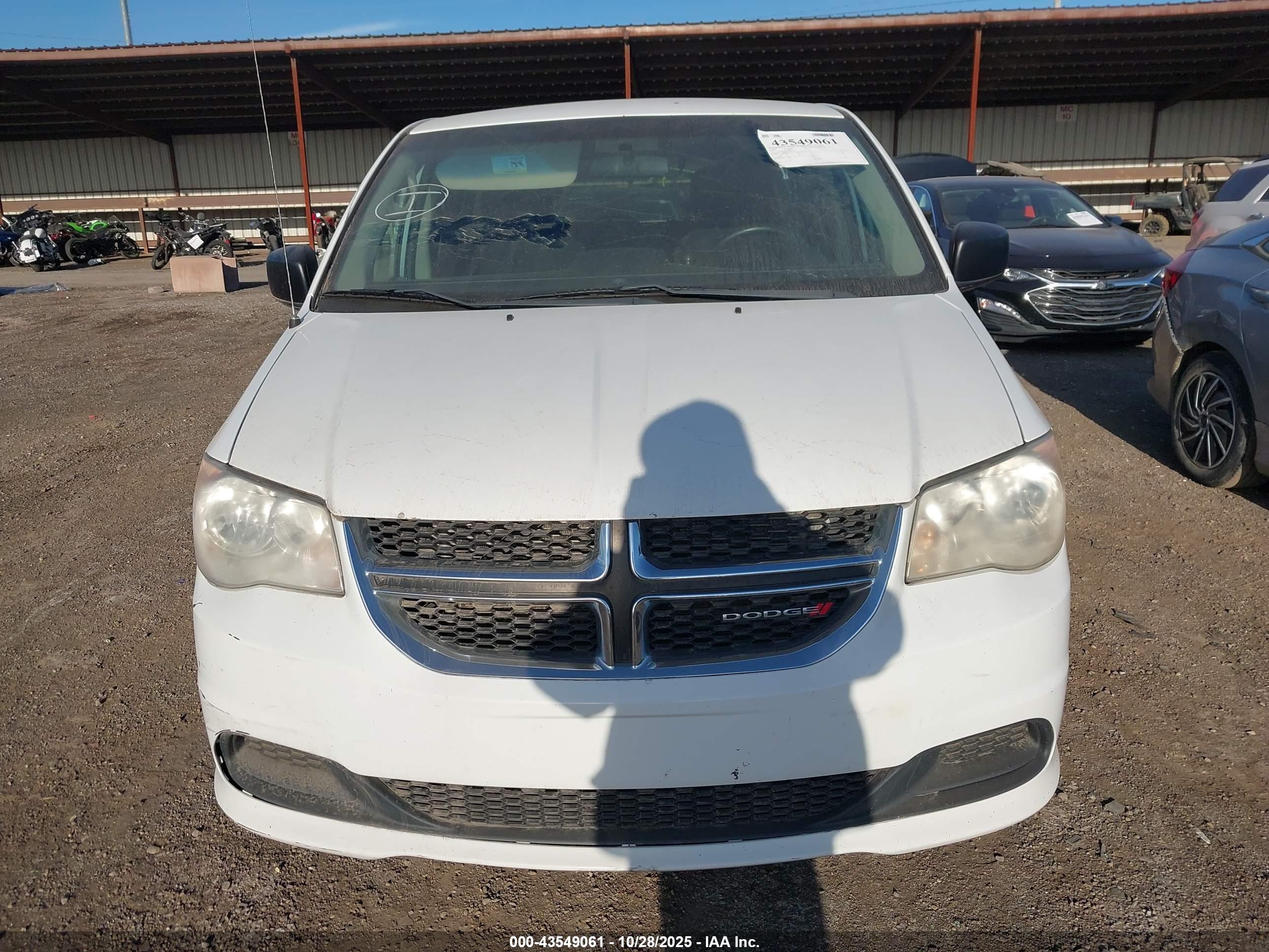 DODGE GRAND image 6