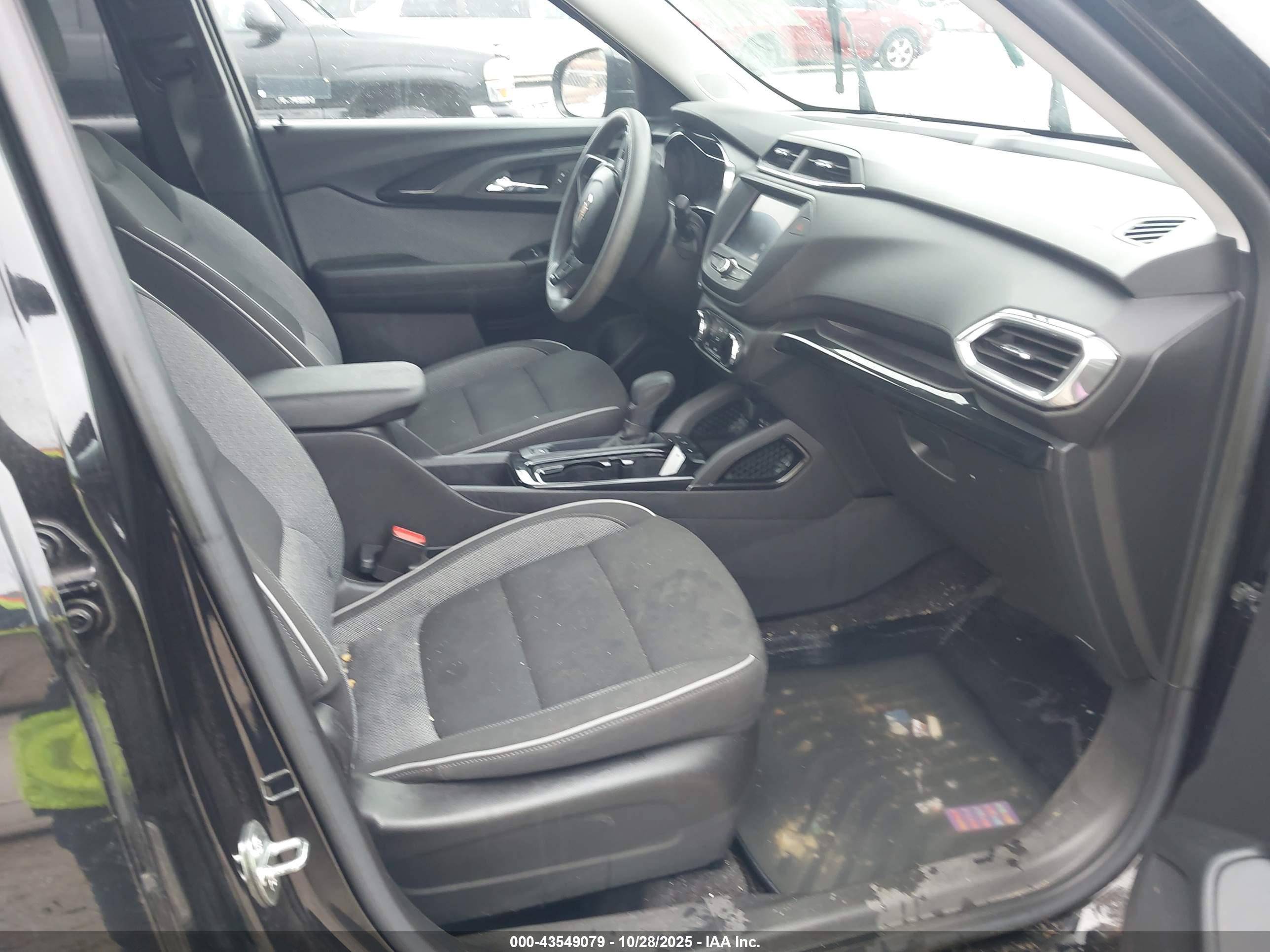 CHEVROLET TRAILBLAZER image 5