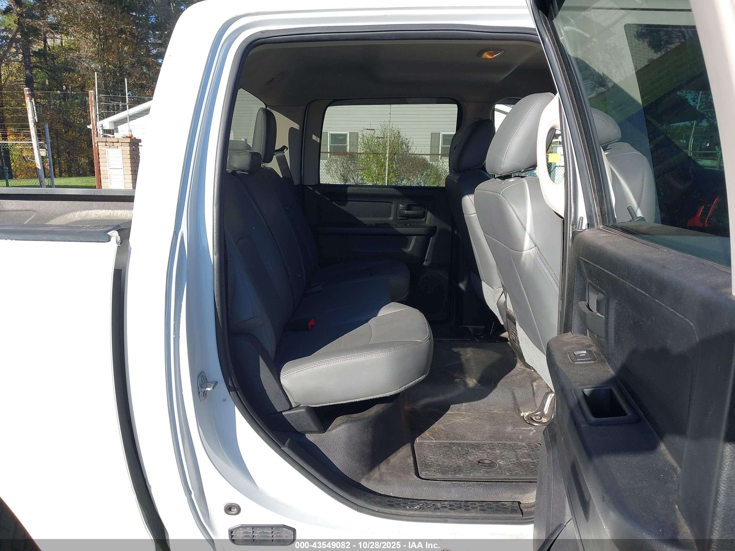 RAM 1500 image 8