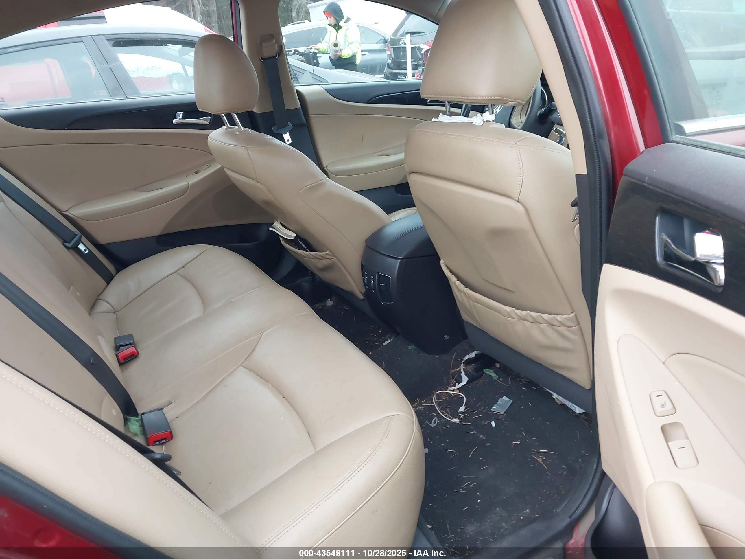 HYUNDAI SONATA image 8