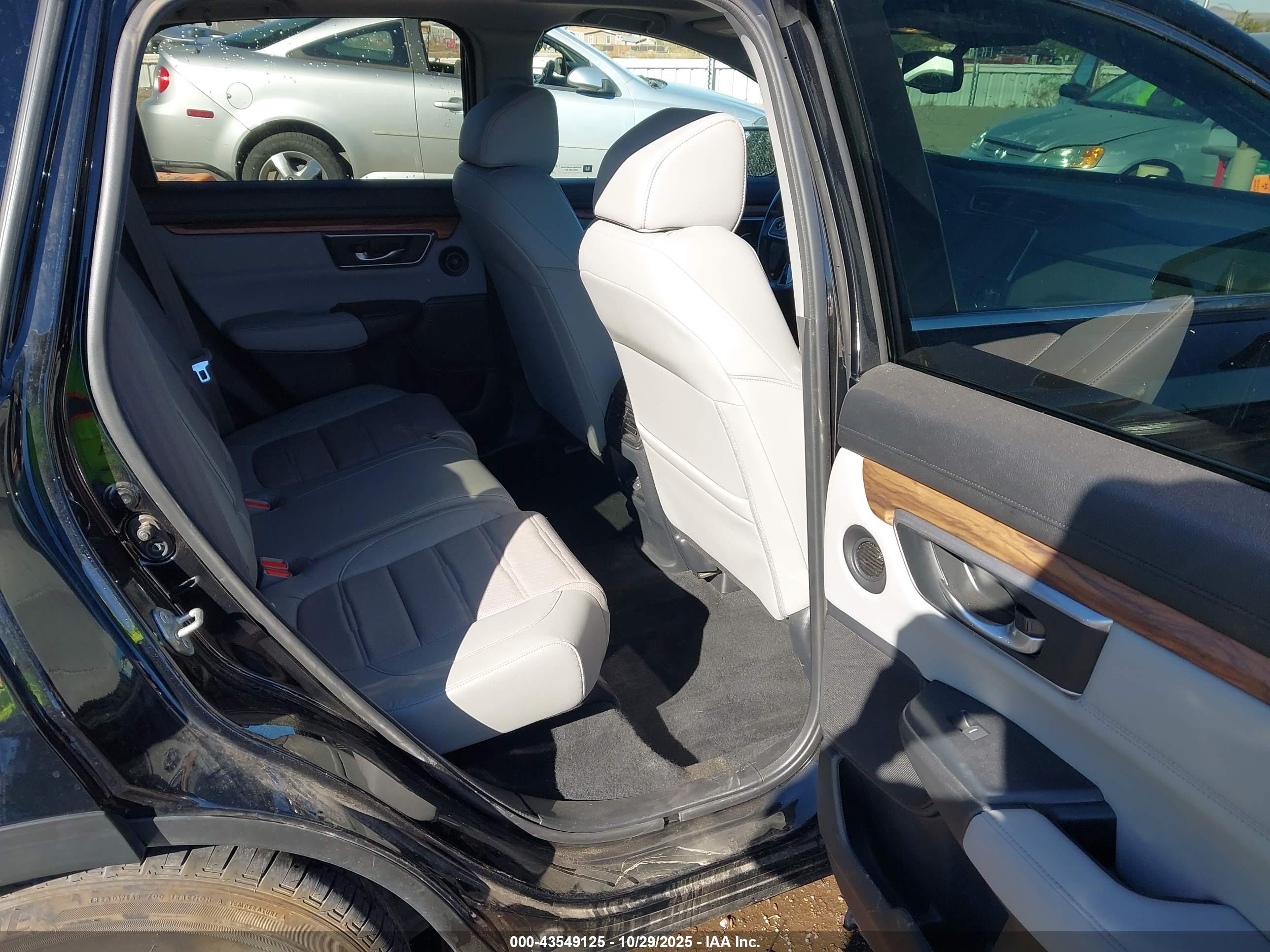 HONDA CR-V image 8