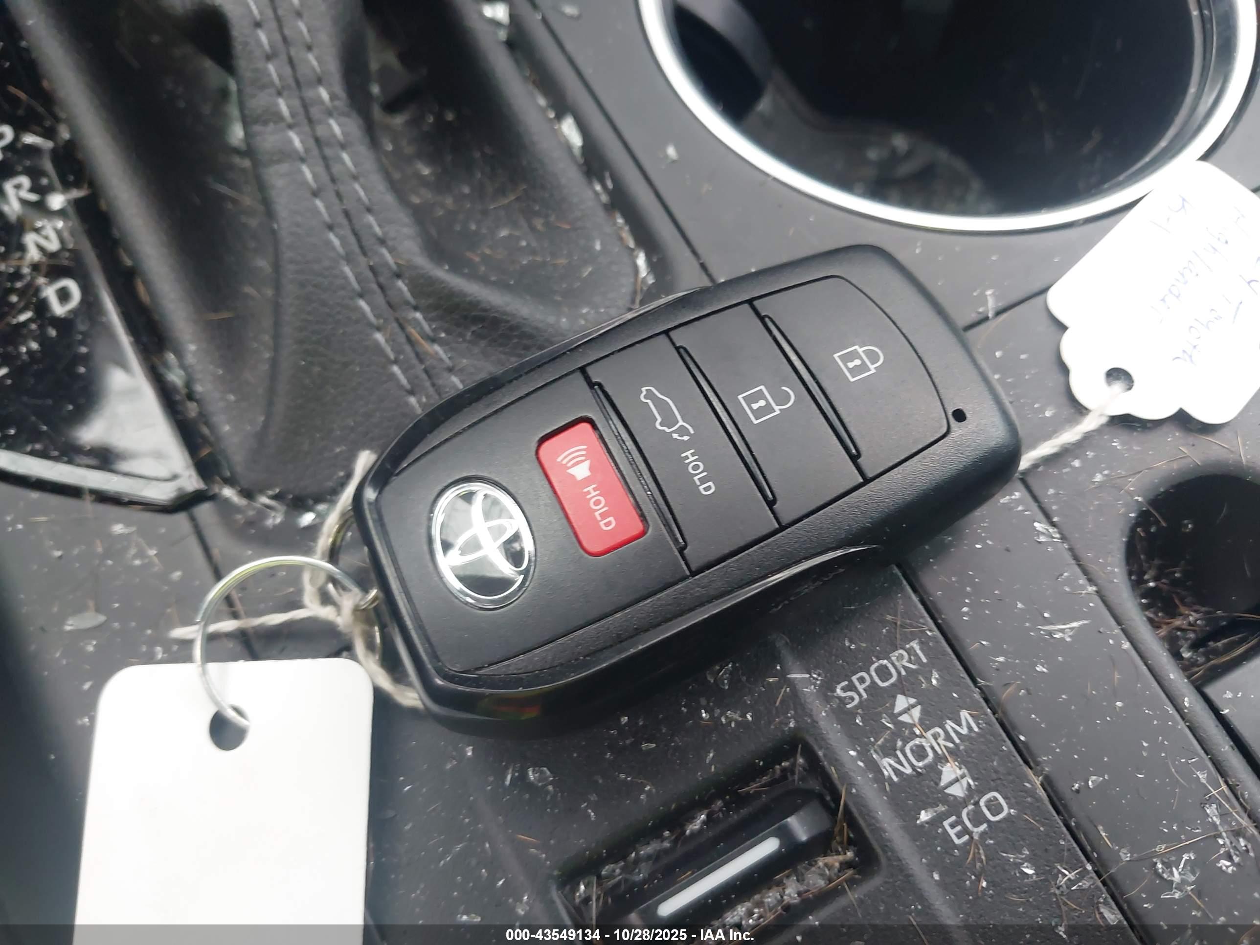 TOYOTA HIGHLANDER image 11