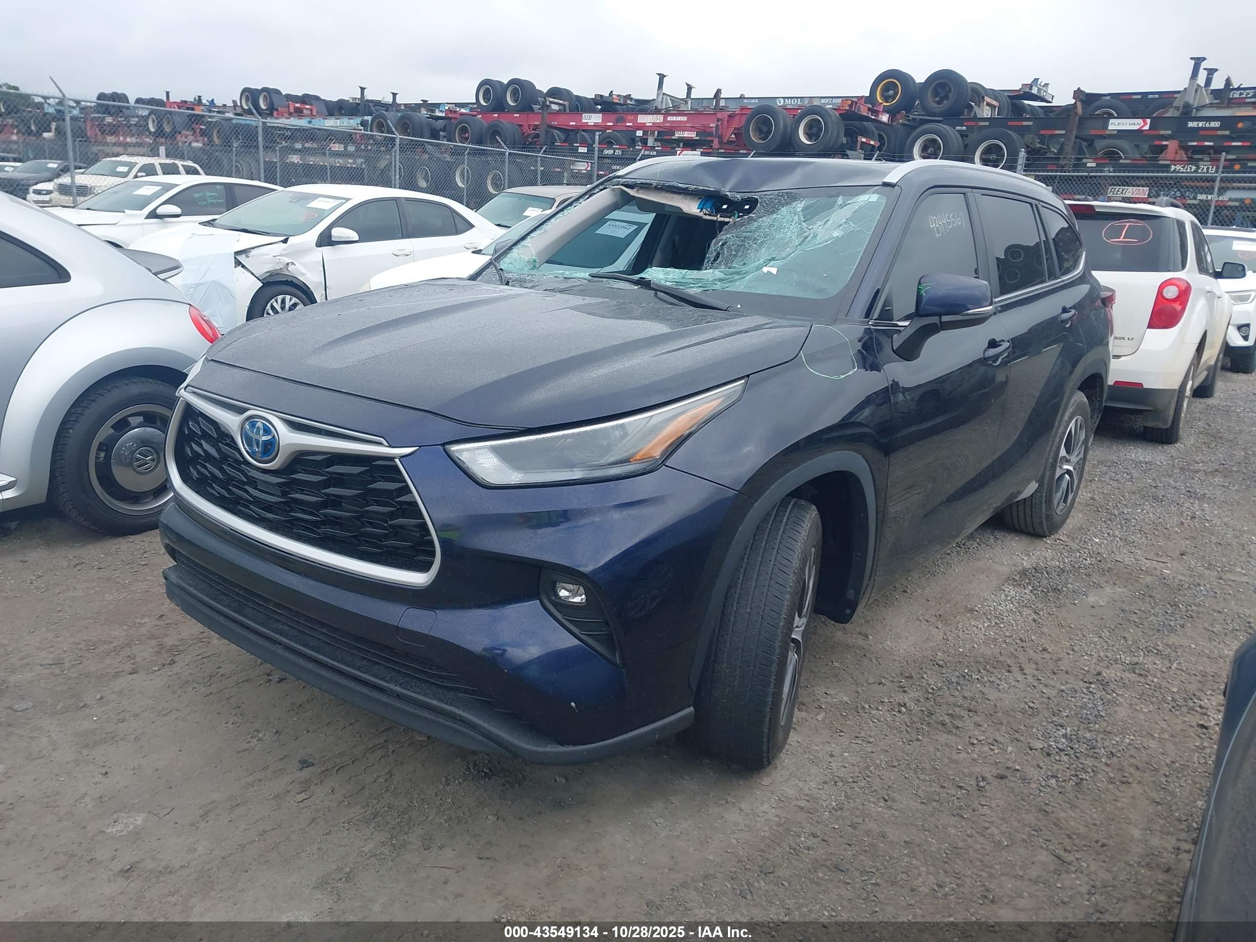 TOYOTA HIGHLANDER image 2