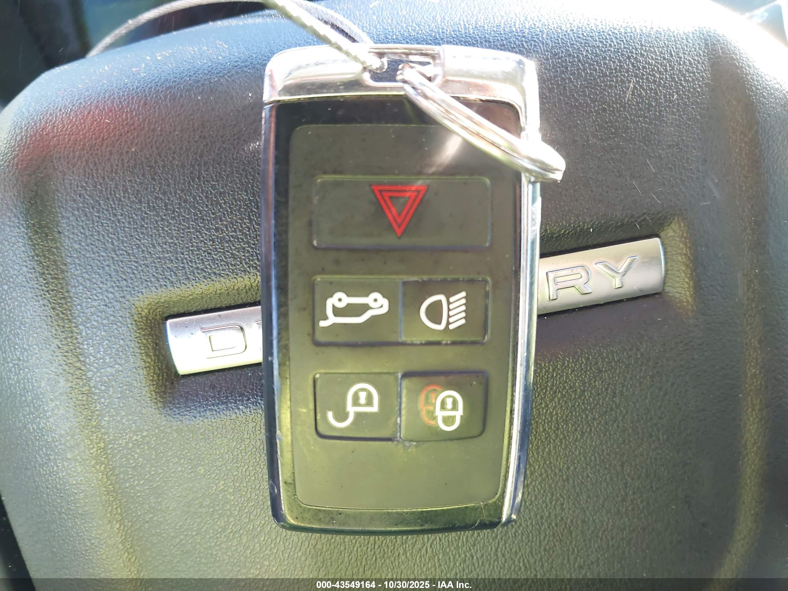 LAND ROVER image 11