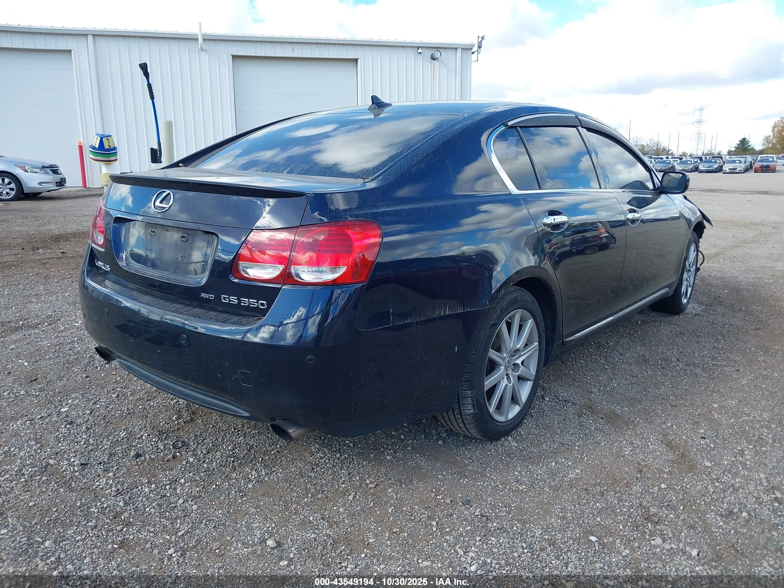 LEXUS GS image 4