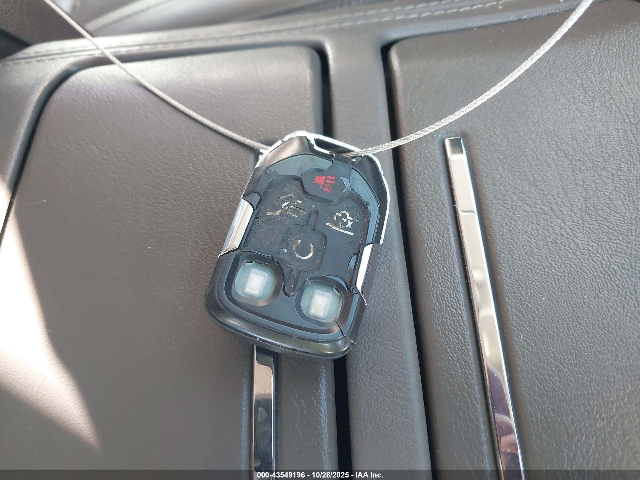 GMC YUKON image 11