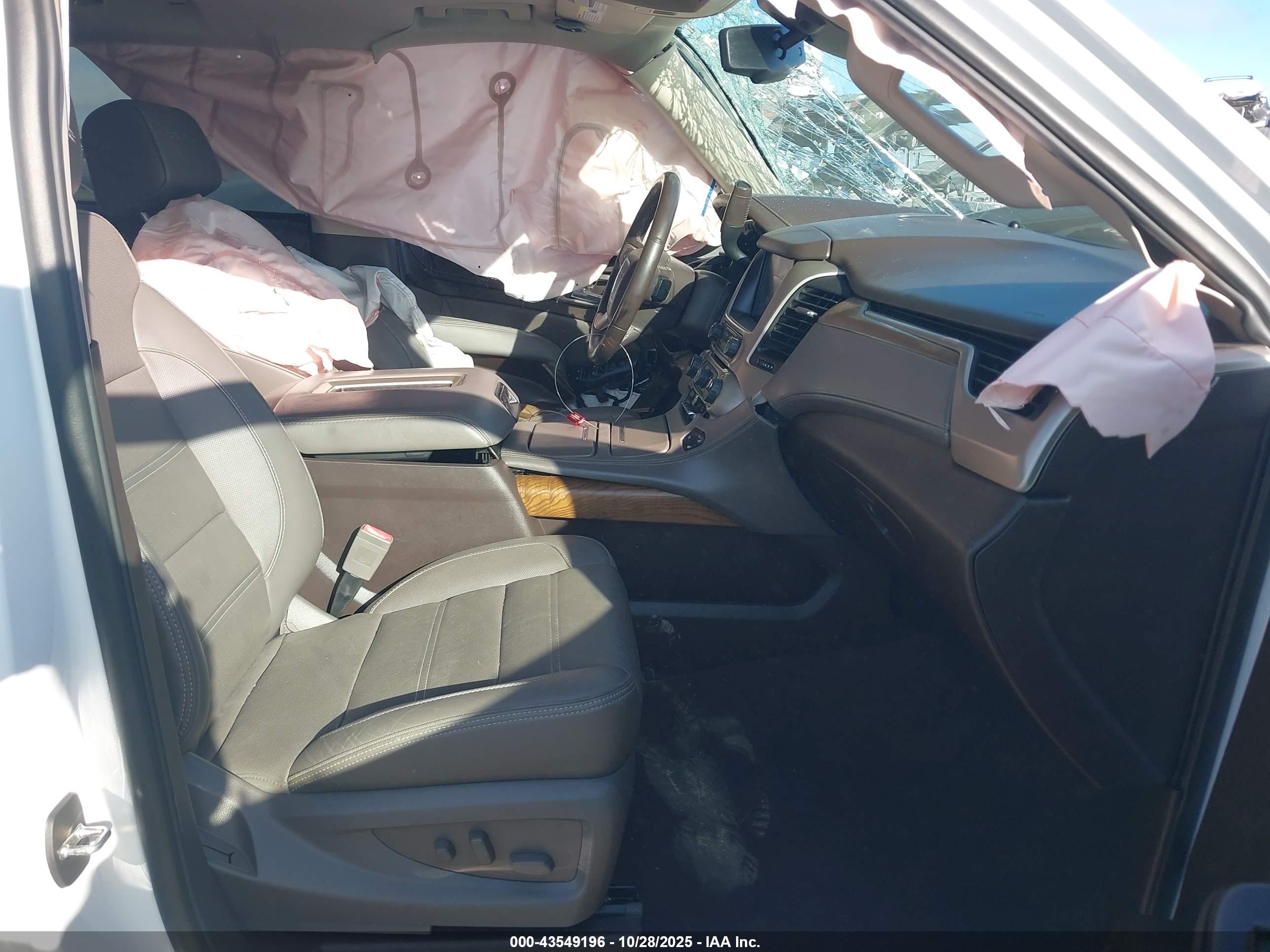 GMC YUKON image 5