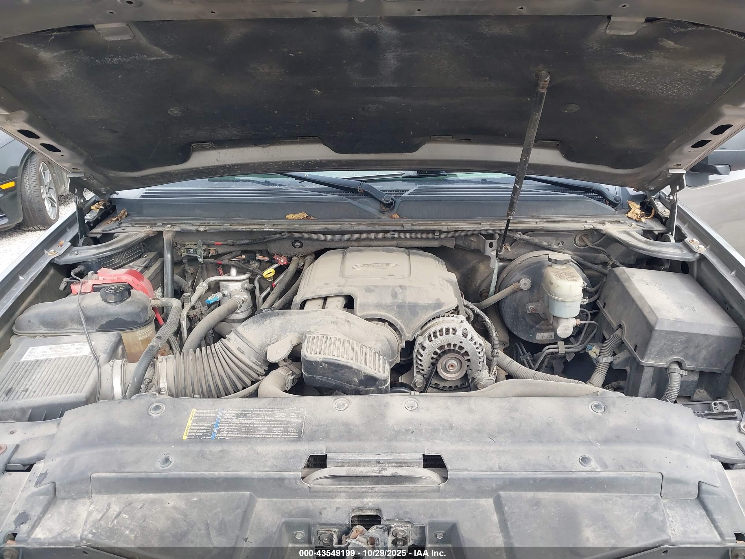 CHEVROLET TAHOE image 10