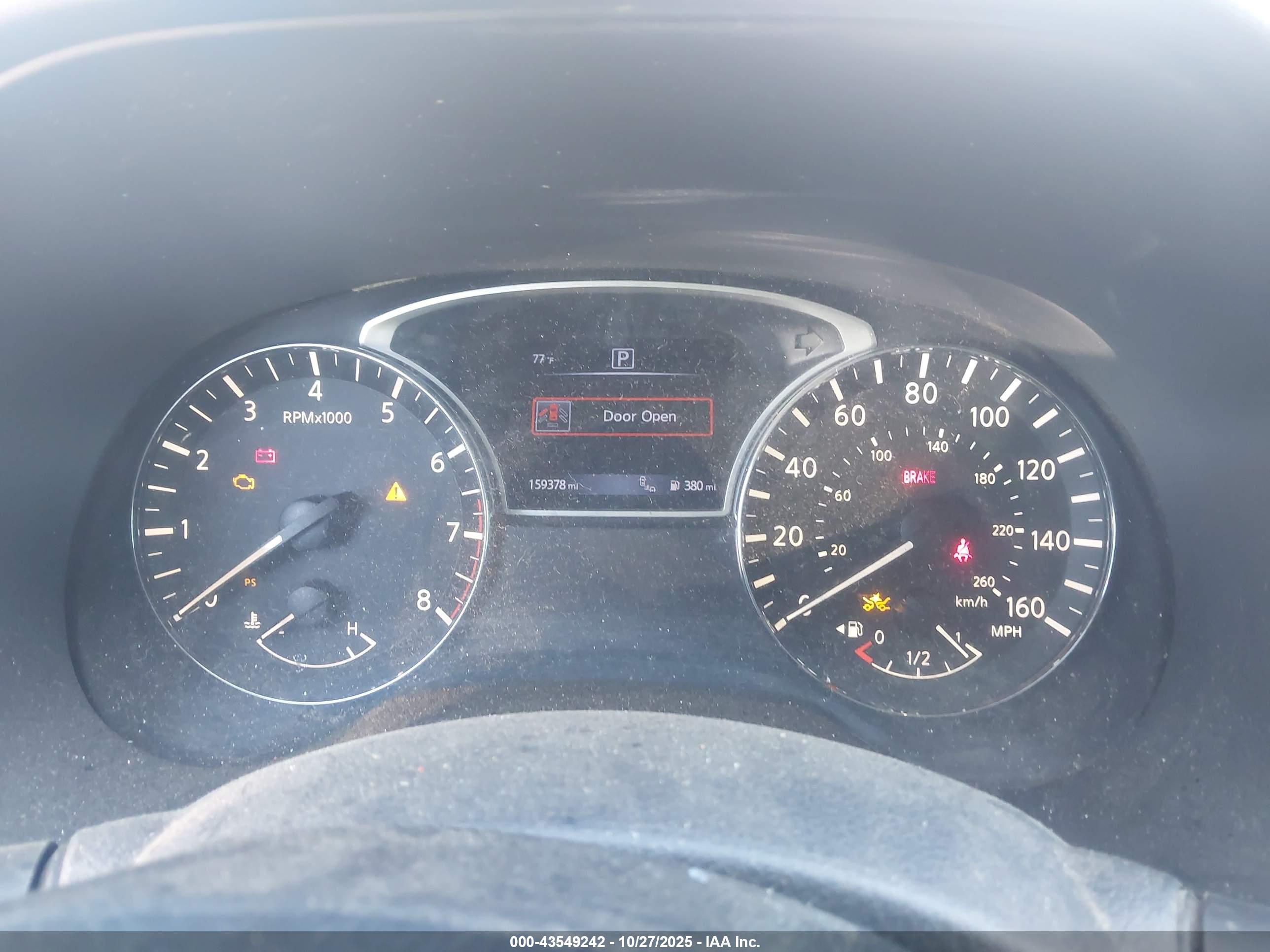 NISSAN PATHFINDER image 7