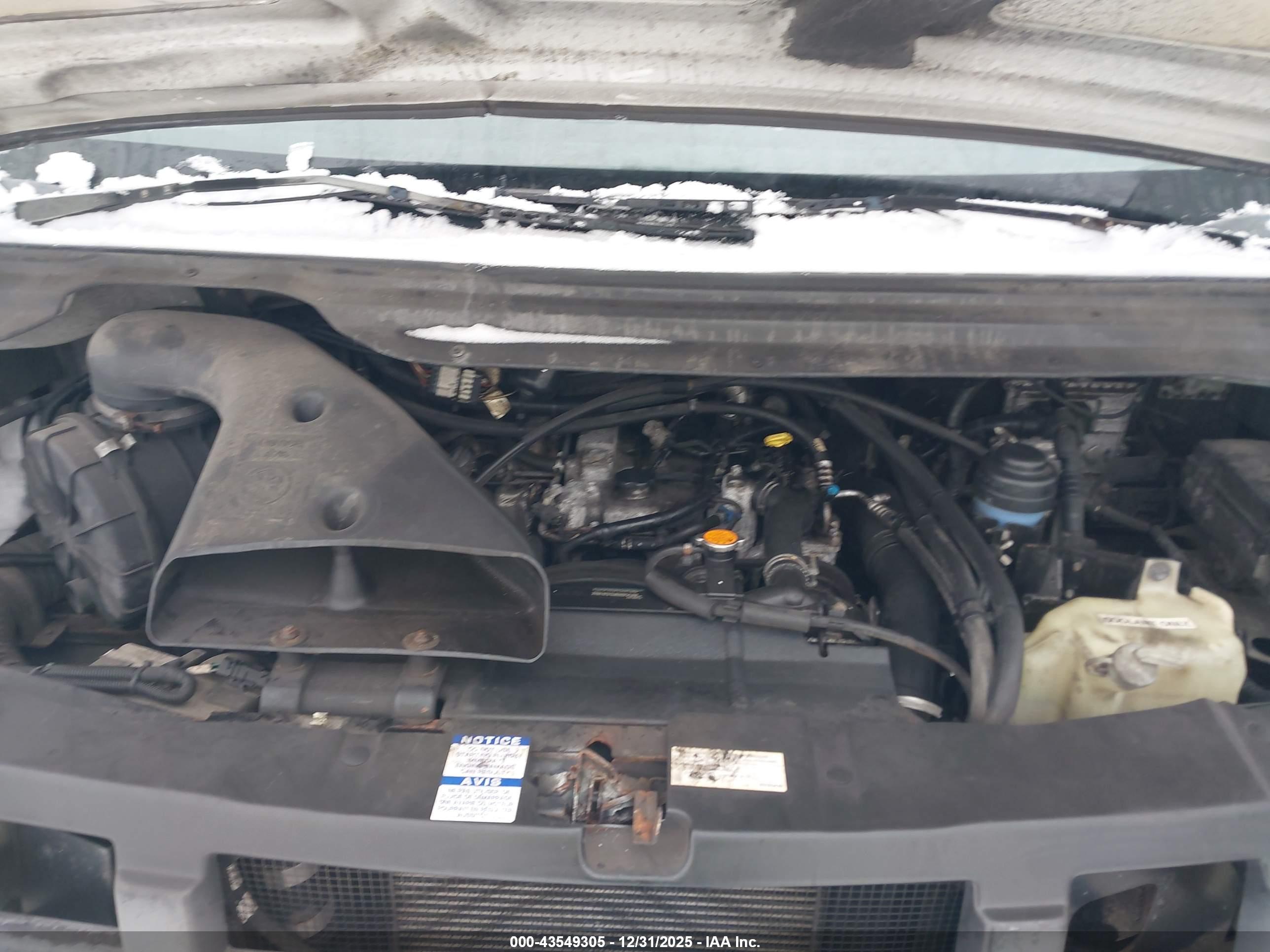 ISUZU REACH image 10