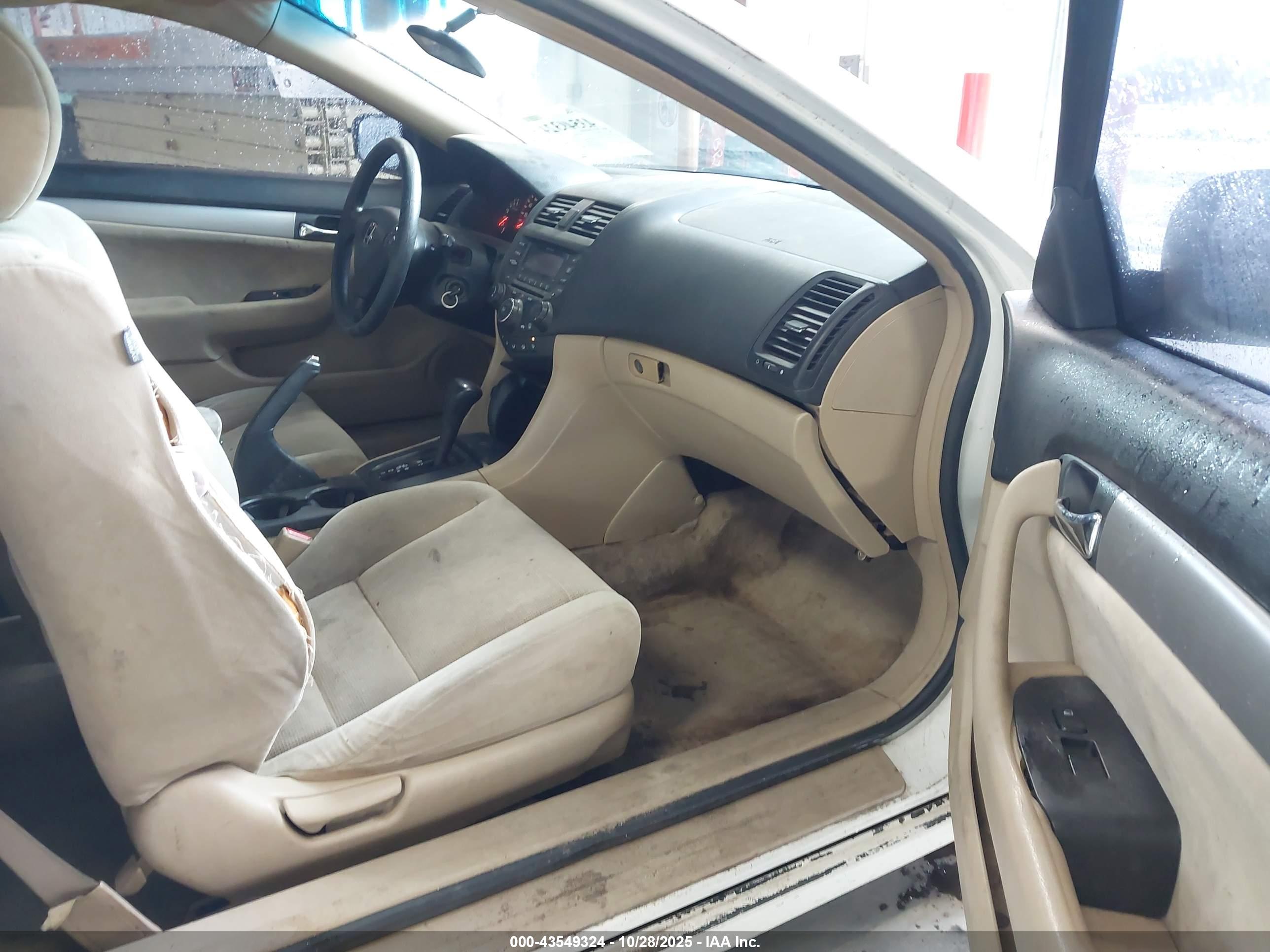 HONDA ACCORD image 5