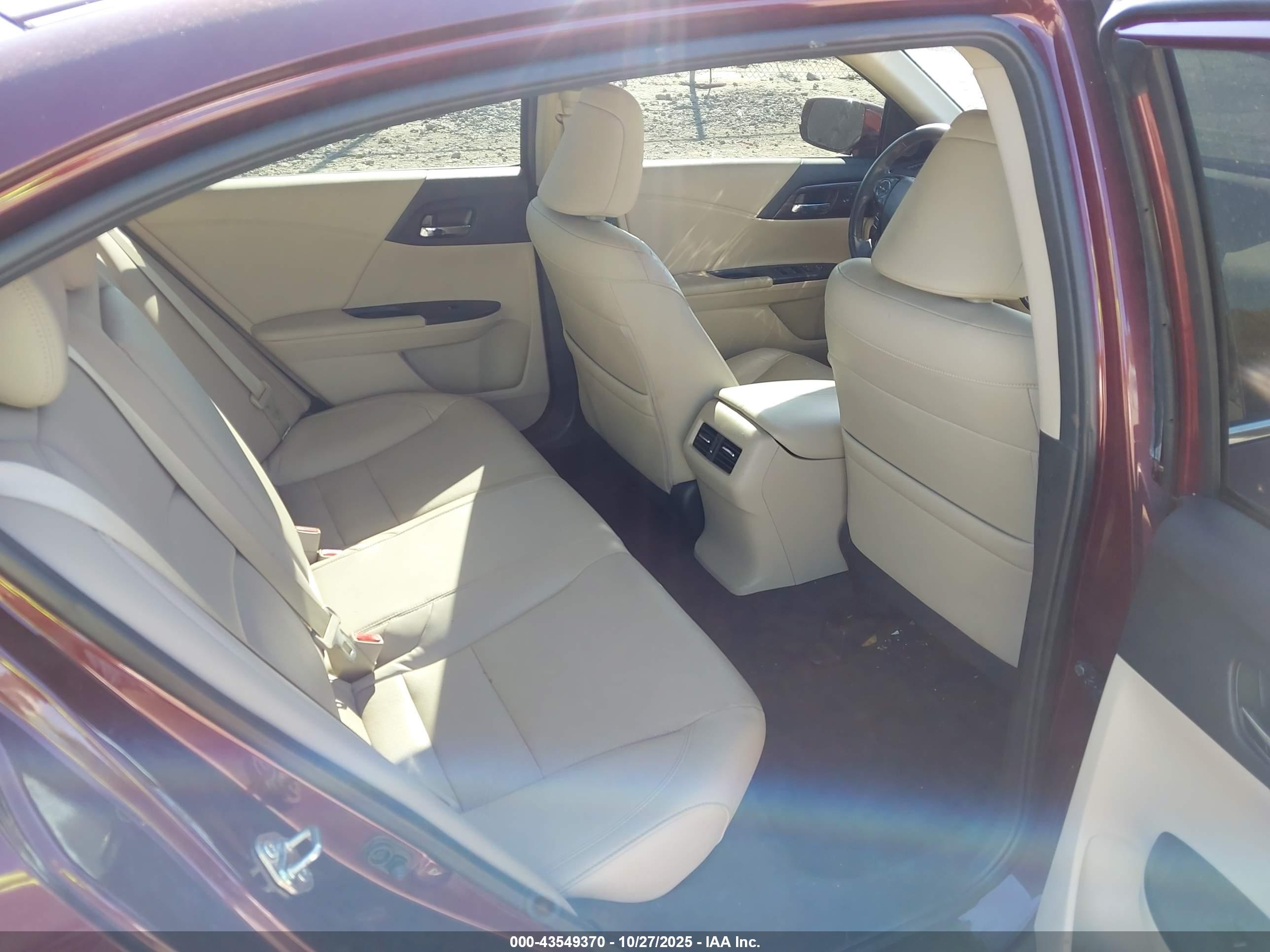 HONDA ACCORD image 8