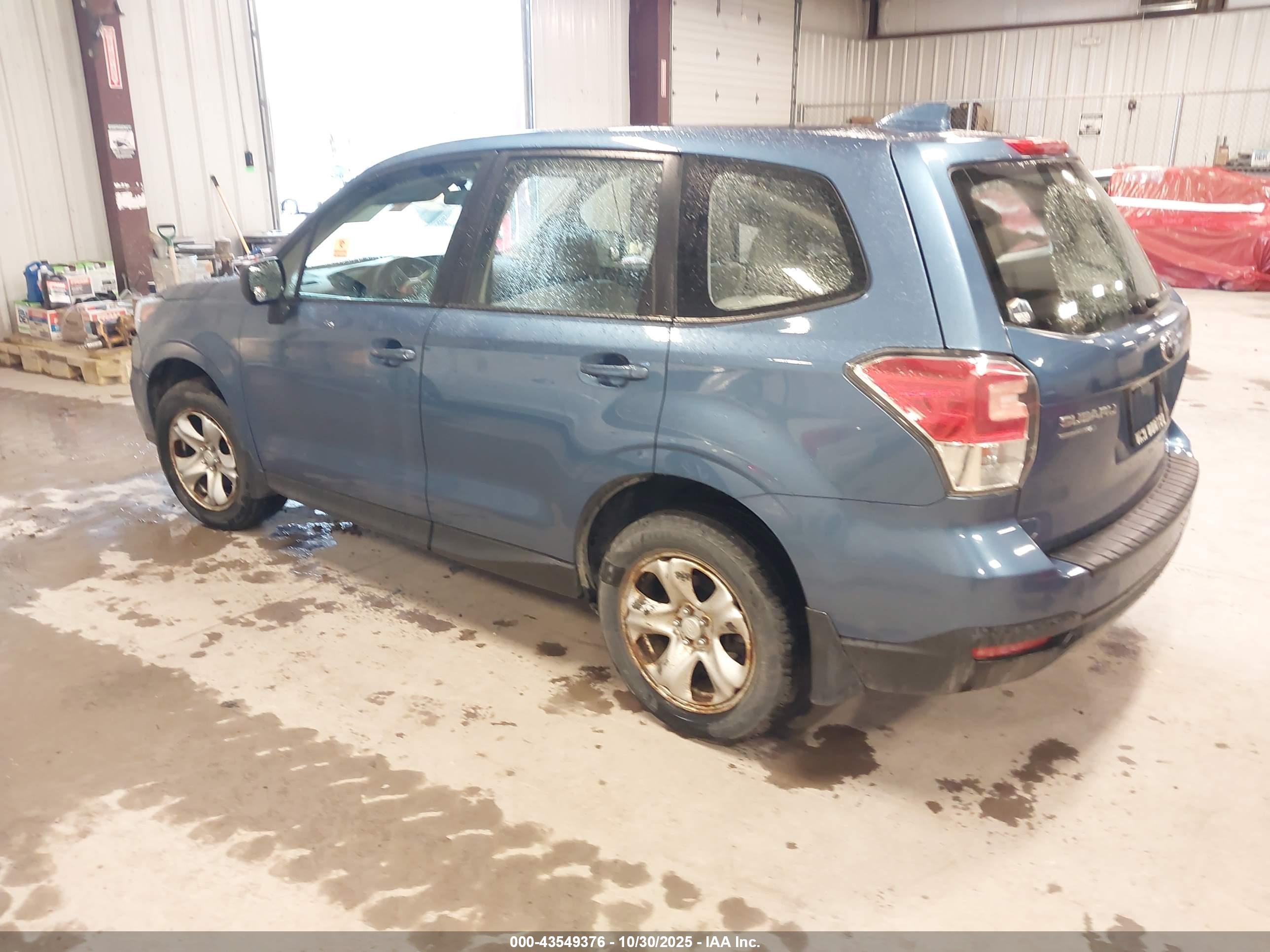 SUBARU FORESTER image 3