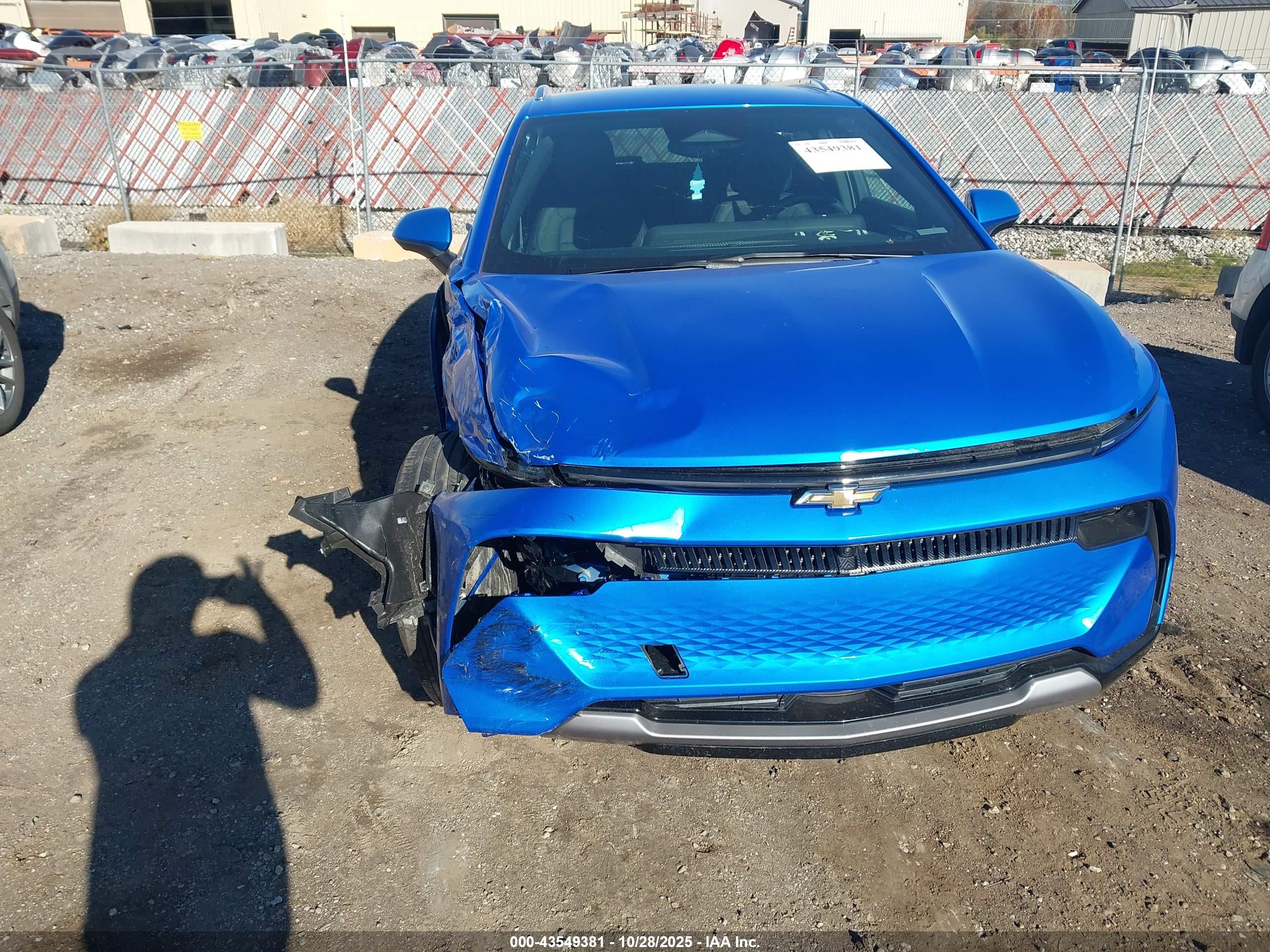 CHEVROLET EQUINOX image 6