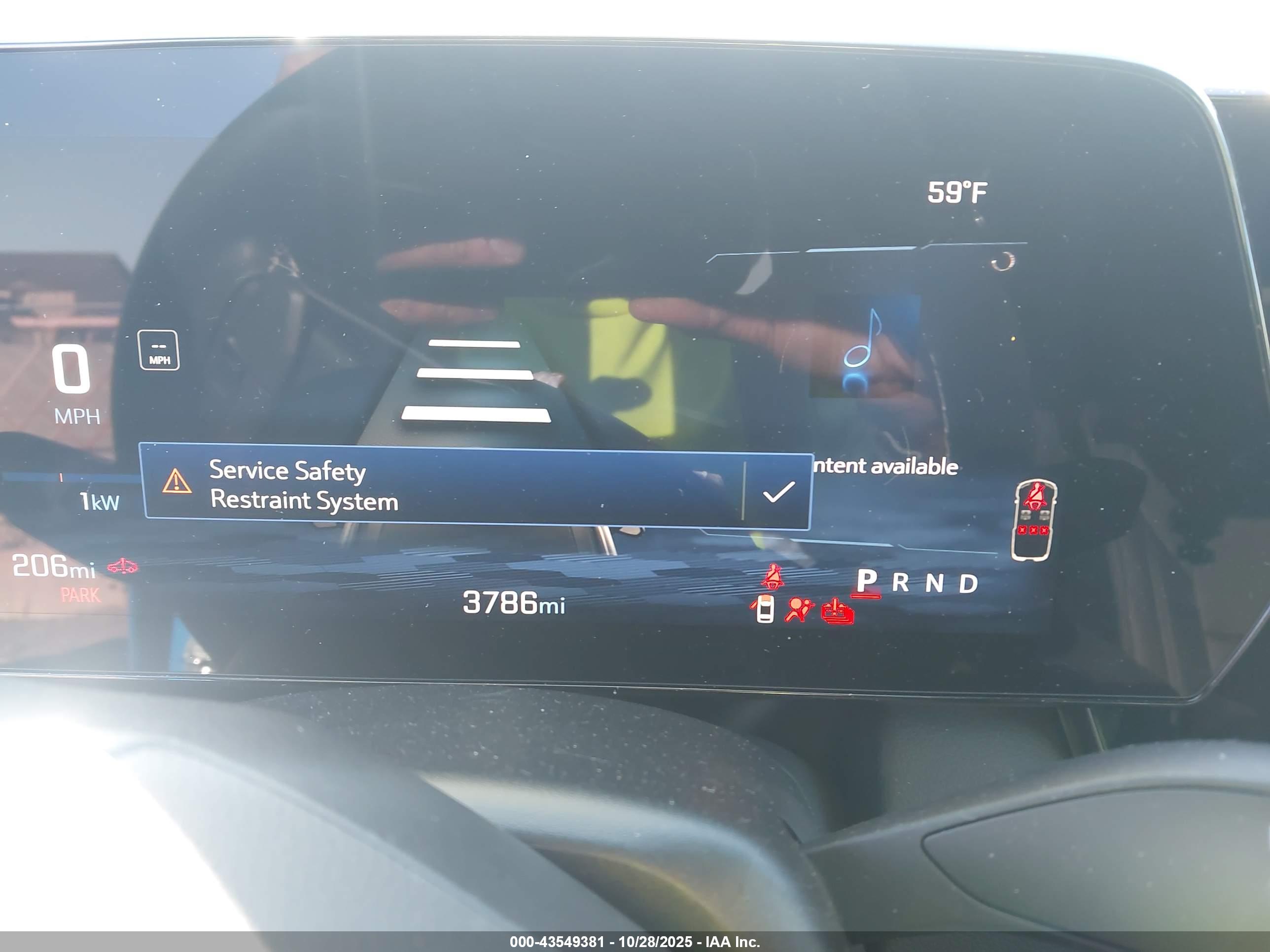 CHEVROLET EQUINOX image 7