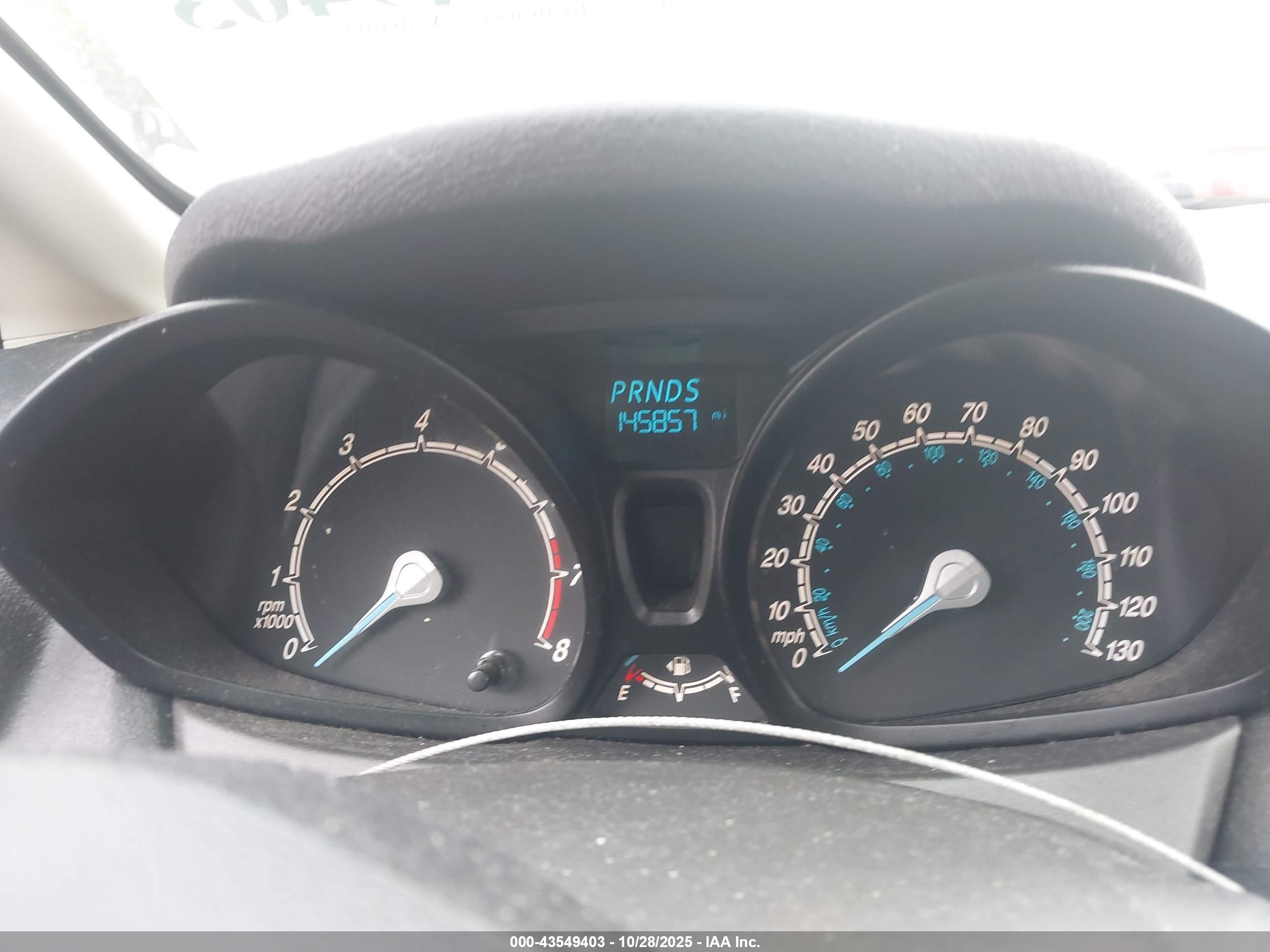 FORD FIESTA image 7
