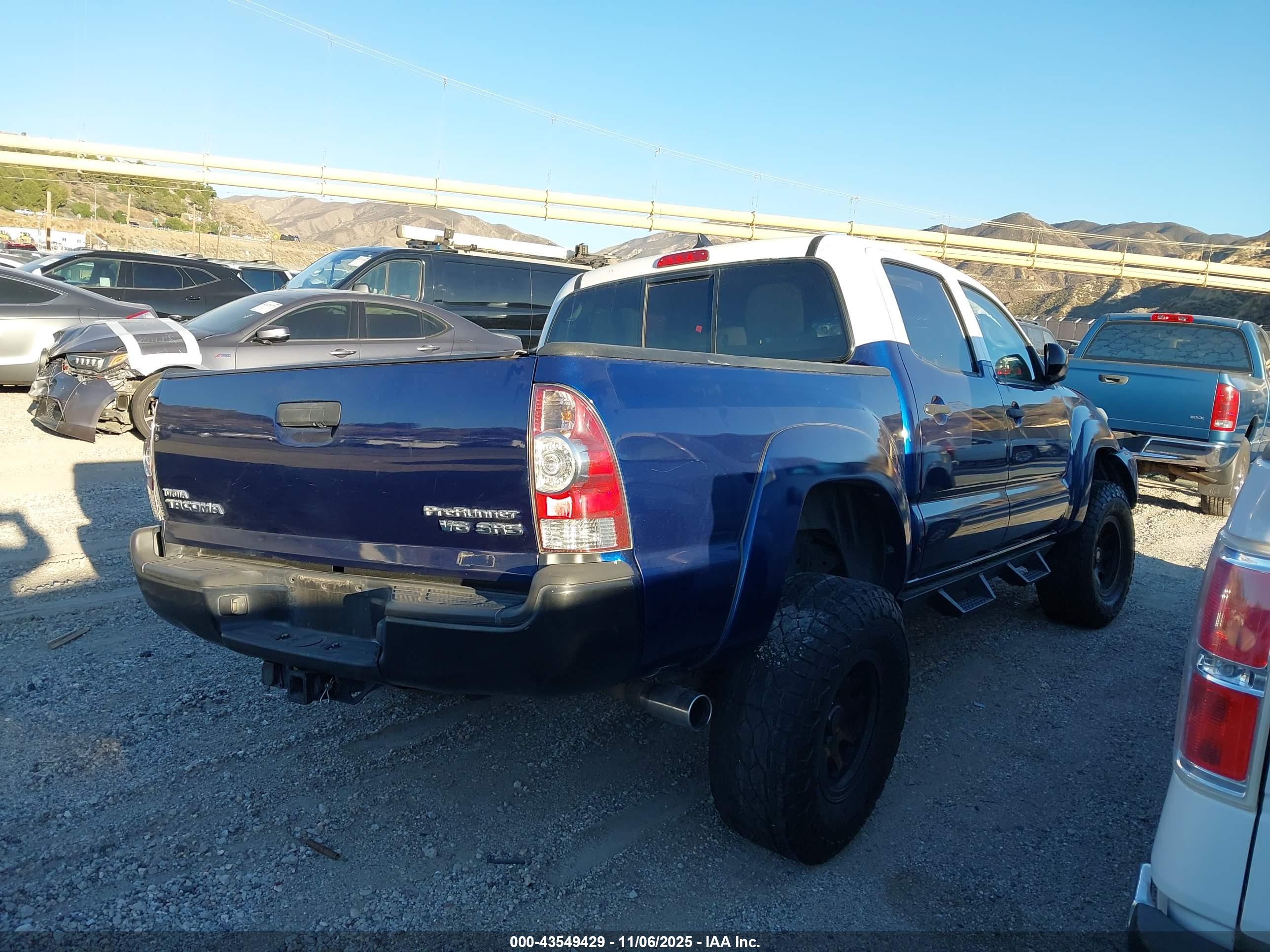TOYOTA TACOMA image 4