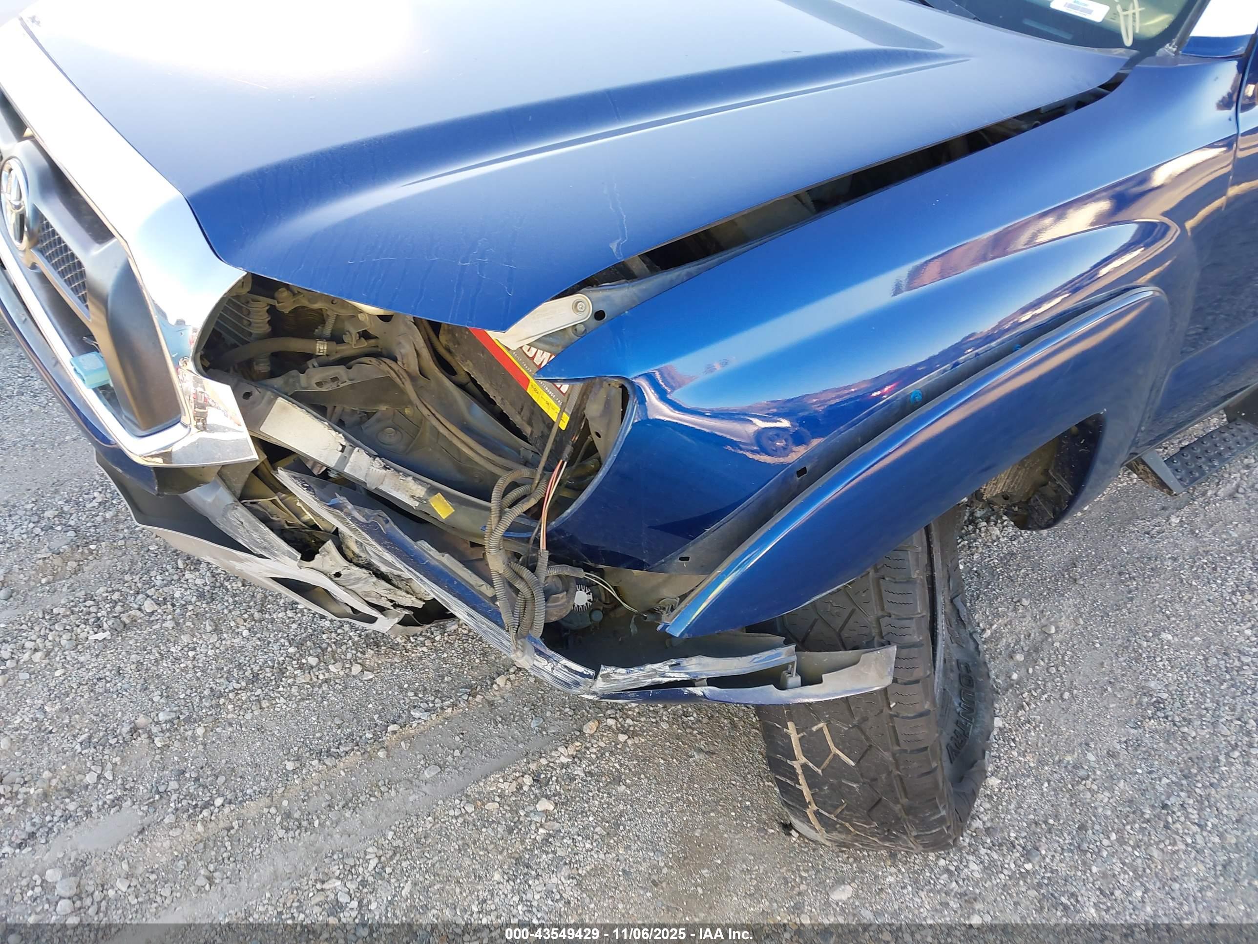 TOYOTA TACOMA image 6