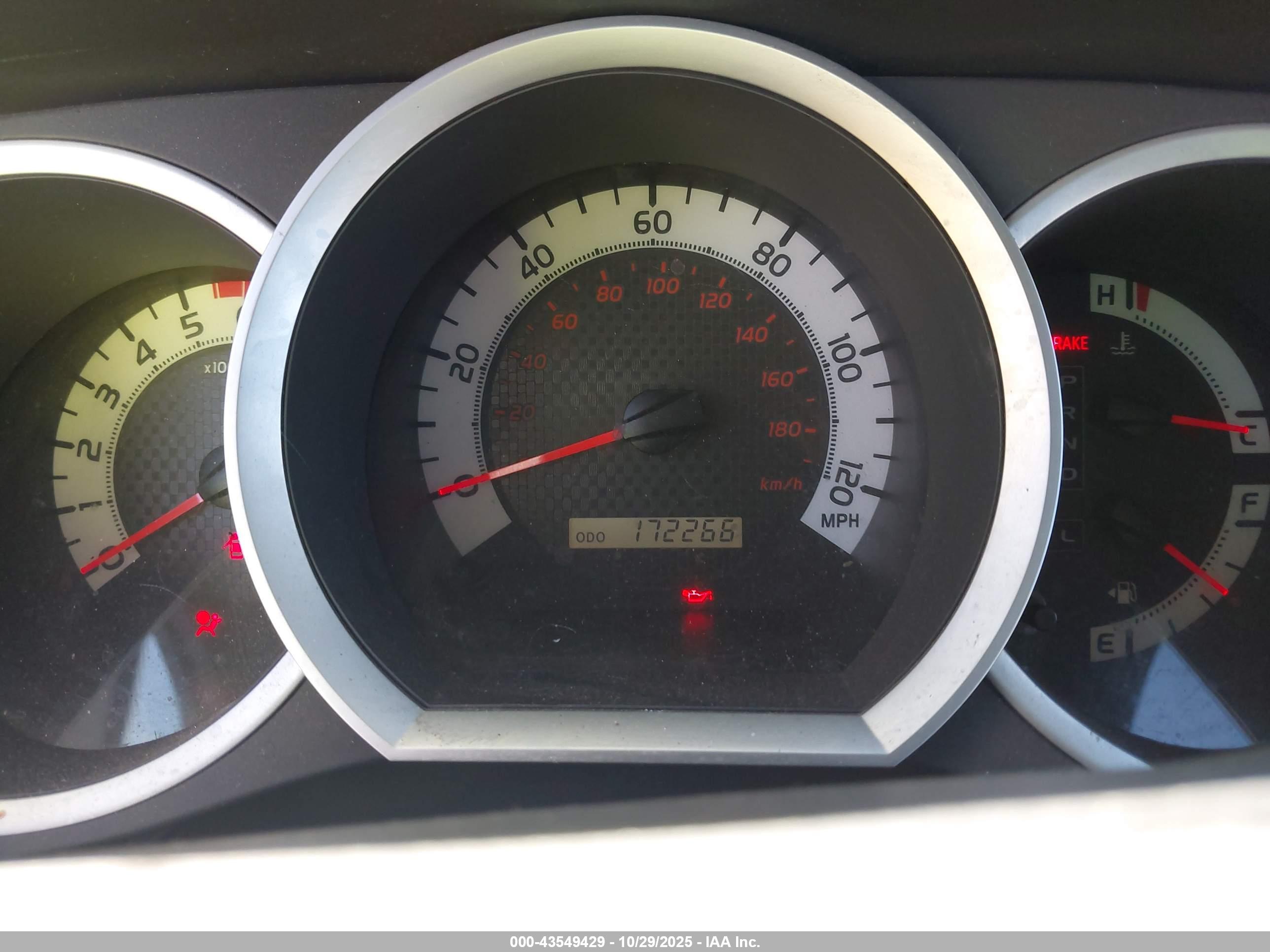 TOYOTA TACOMA image 7