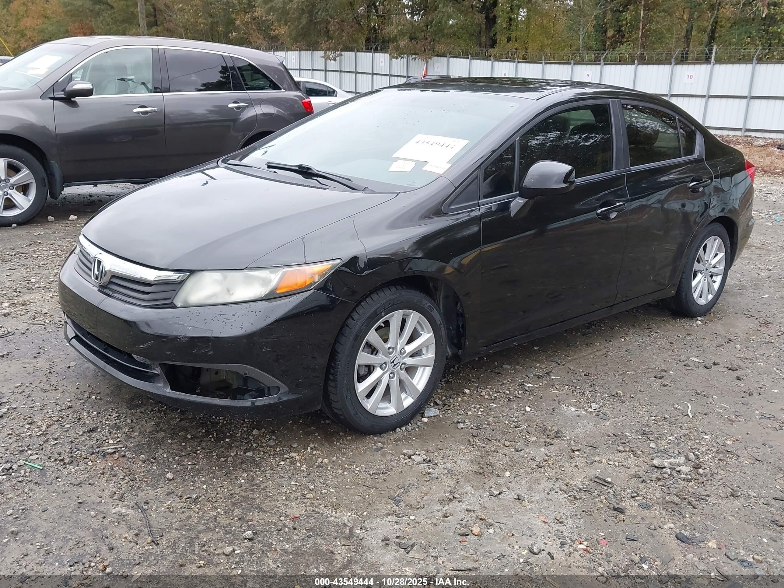 HONDA CIVIC image 2