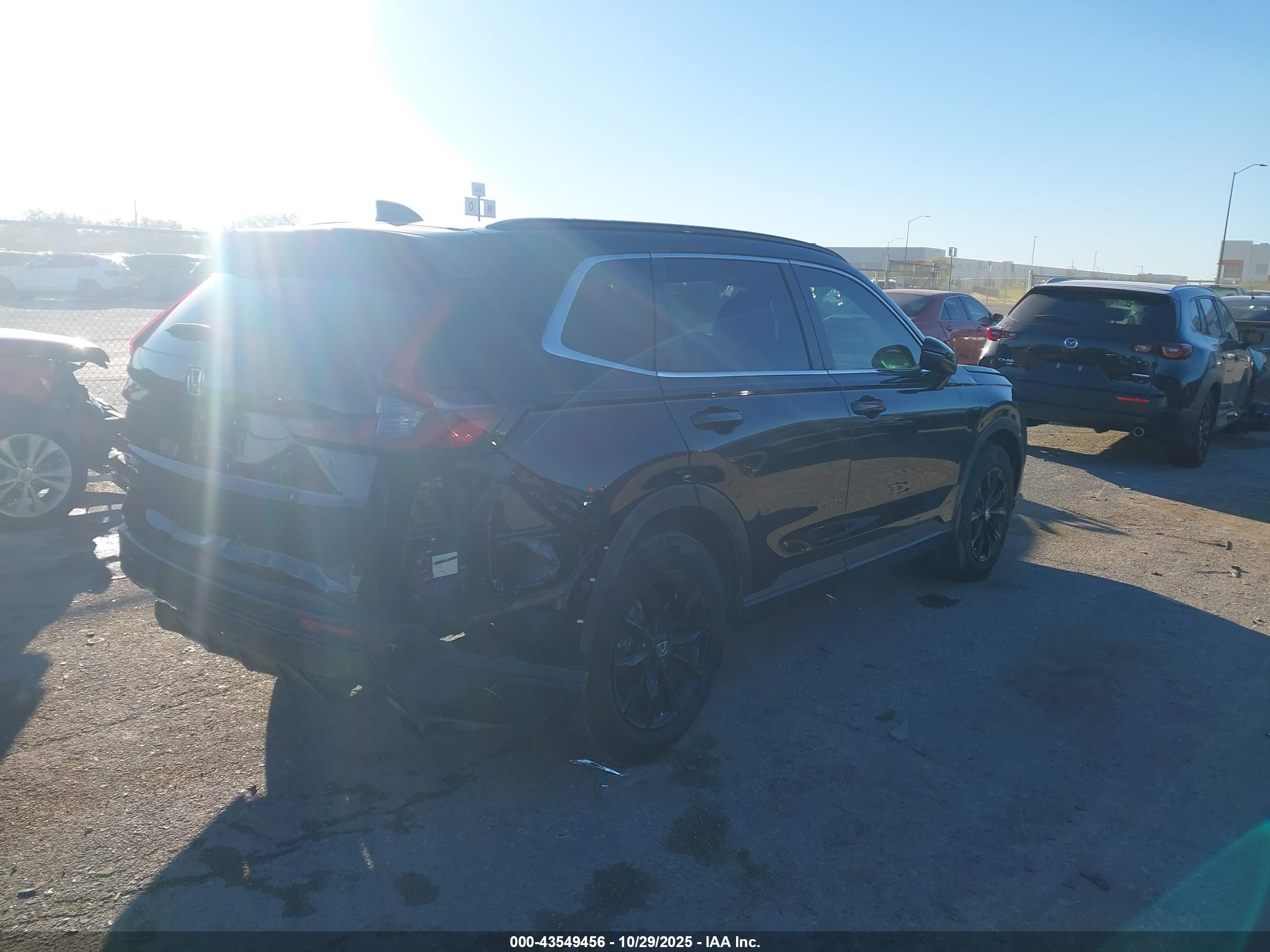 HONDA CR-V image 4