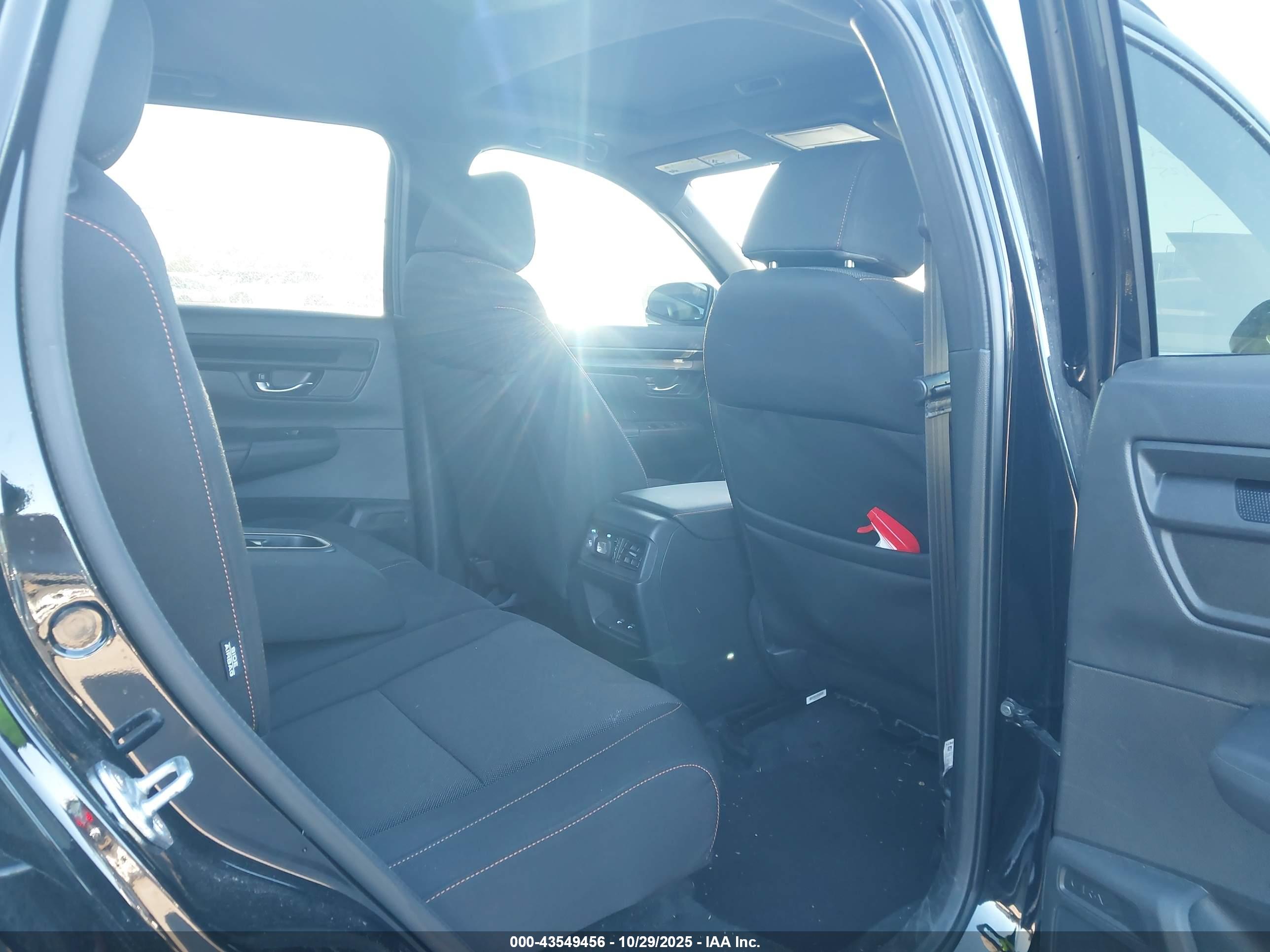 HONDA CR-V image 8