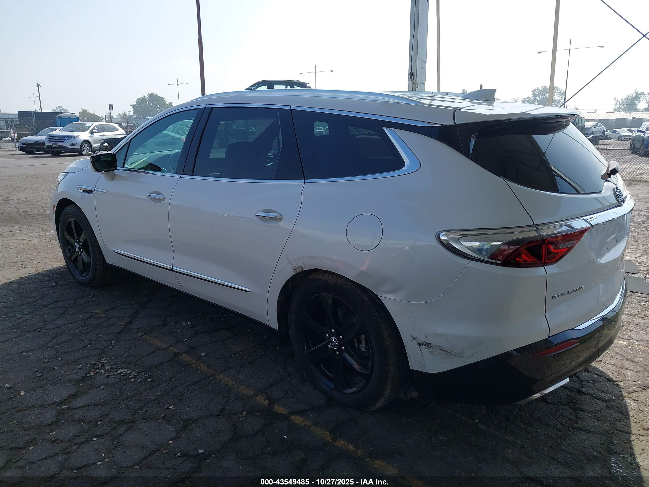 BUICK ENCLAVE image 3