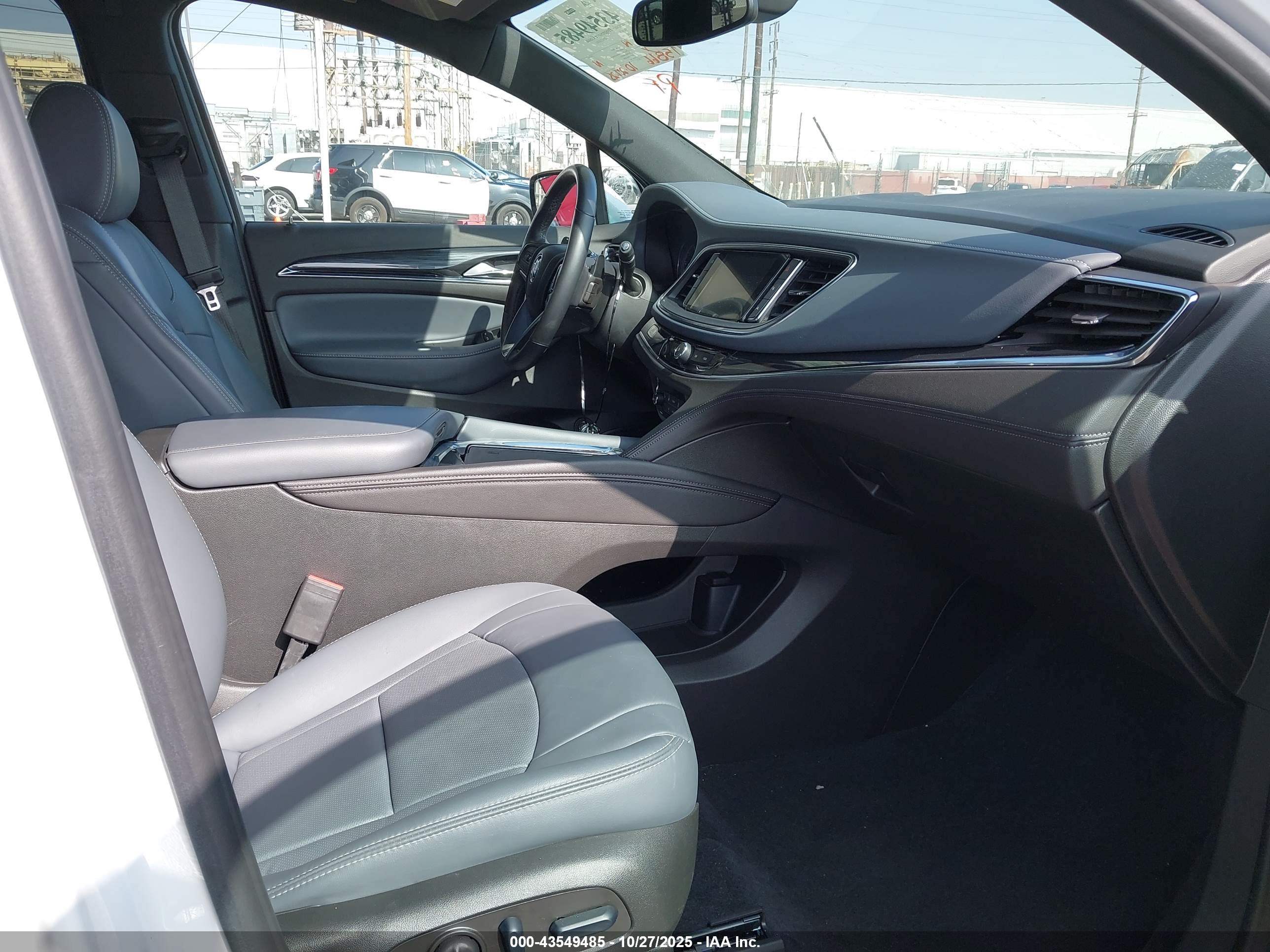 BUICK ENCLAVE image 5
