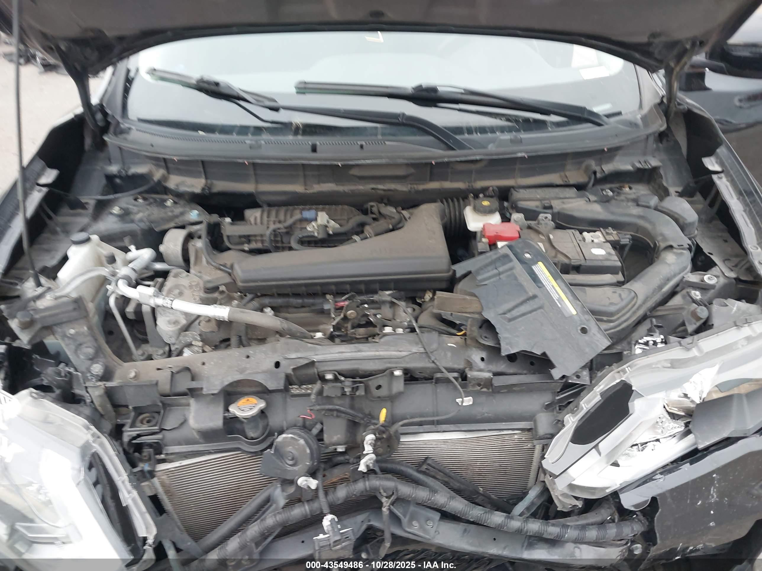NISSAN ROGUE image 10
