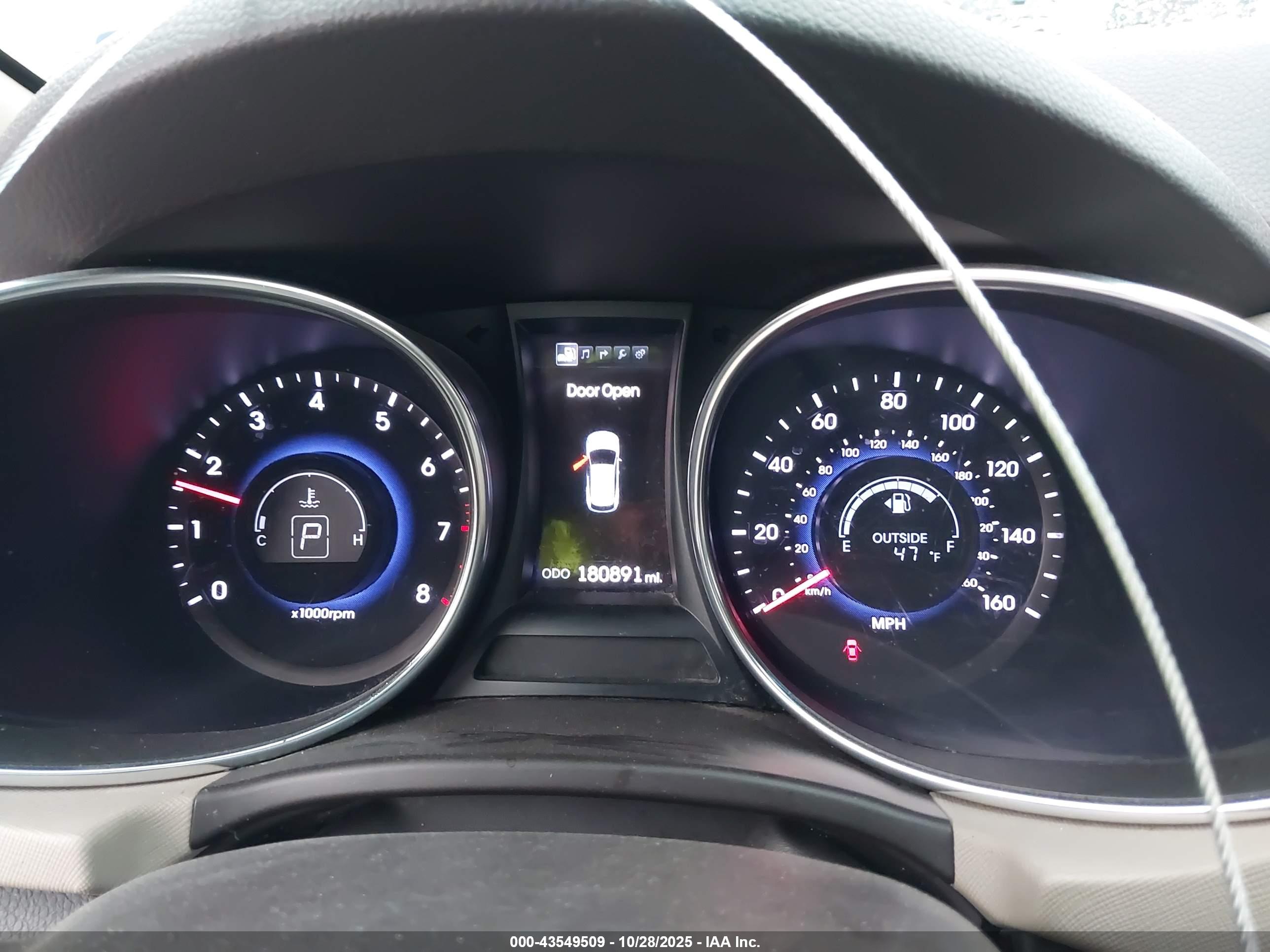 HYUNDAI SANTA image 7