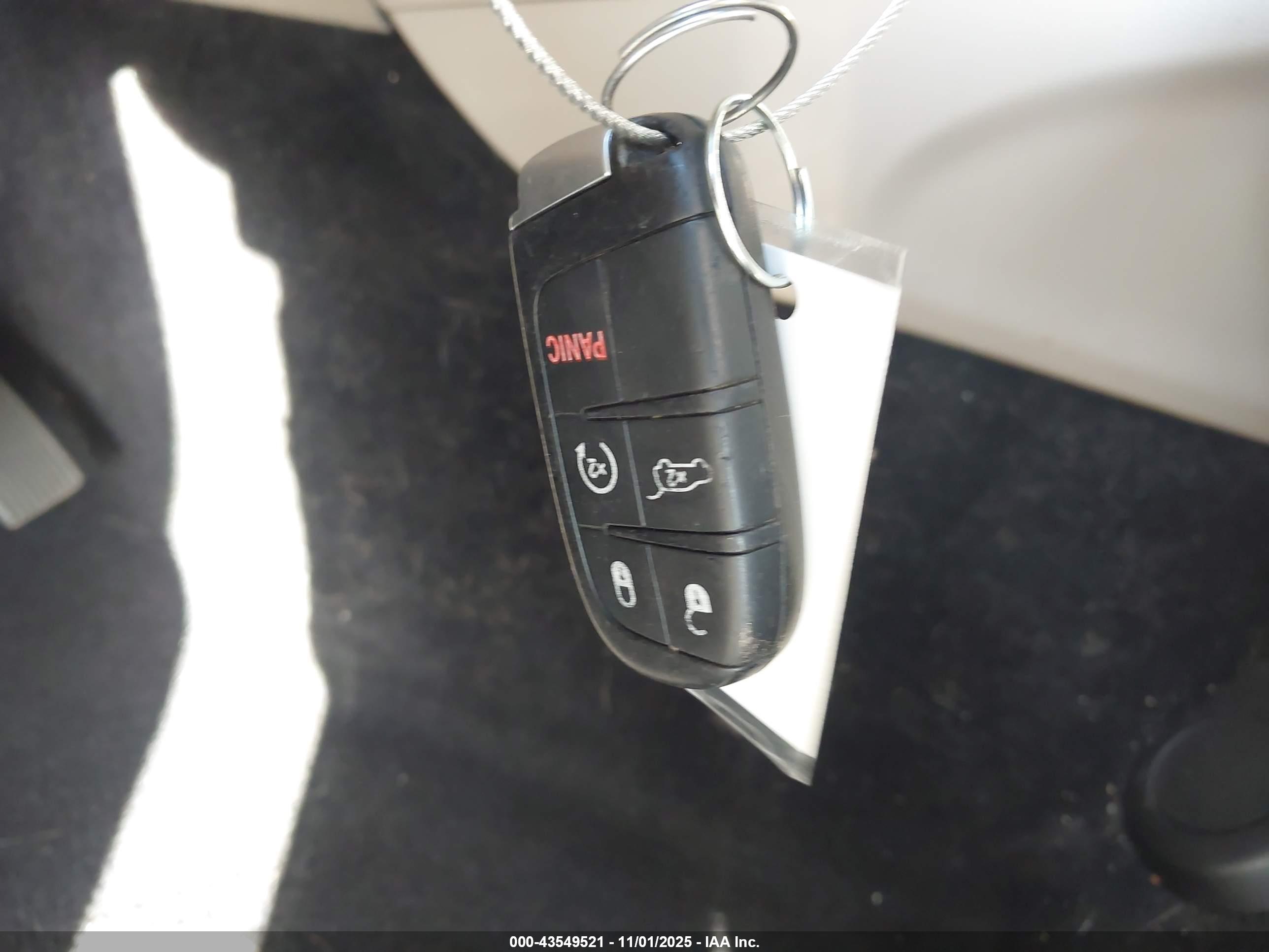 JEEP GRAND image 11