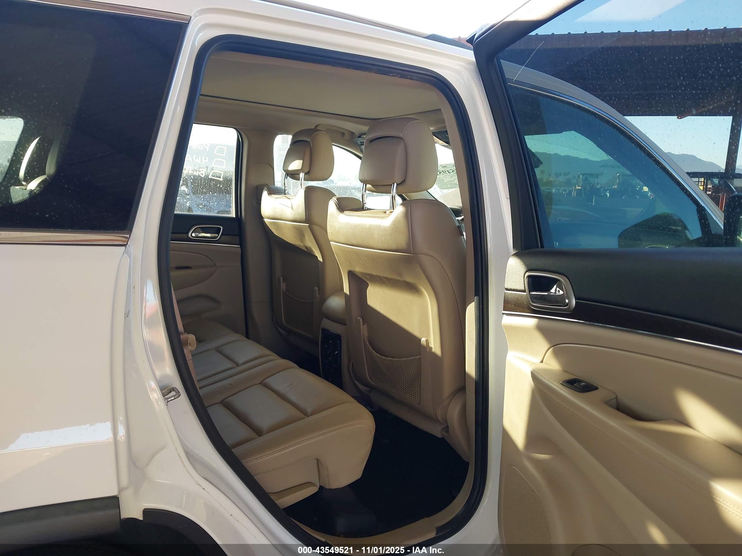 JEEP GRAND image 8