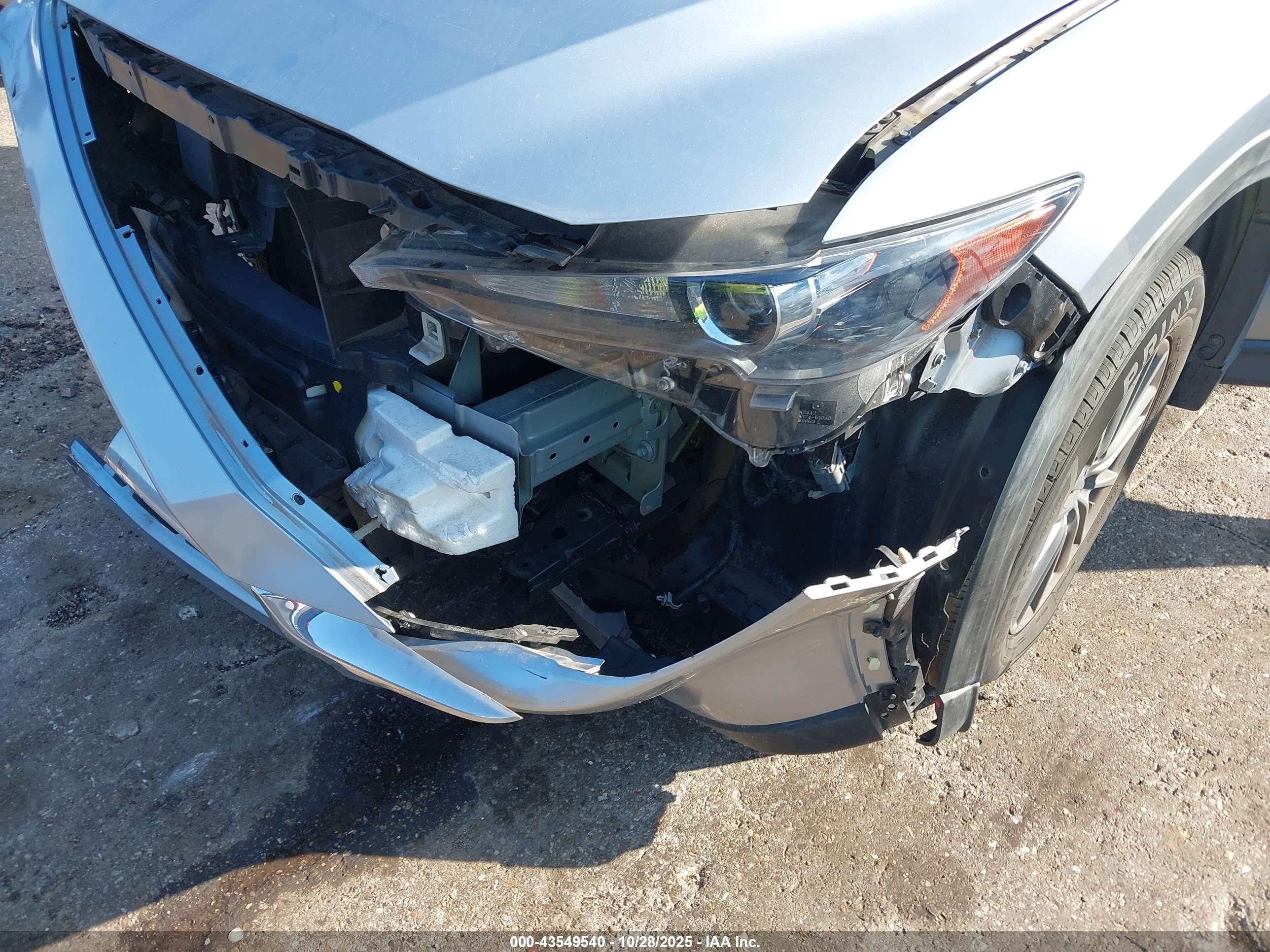 MAZDA CX-5 image 6