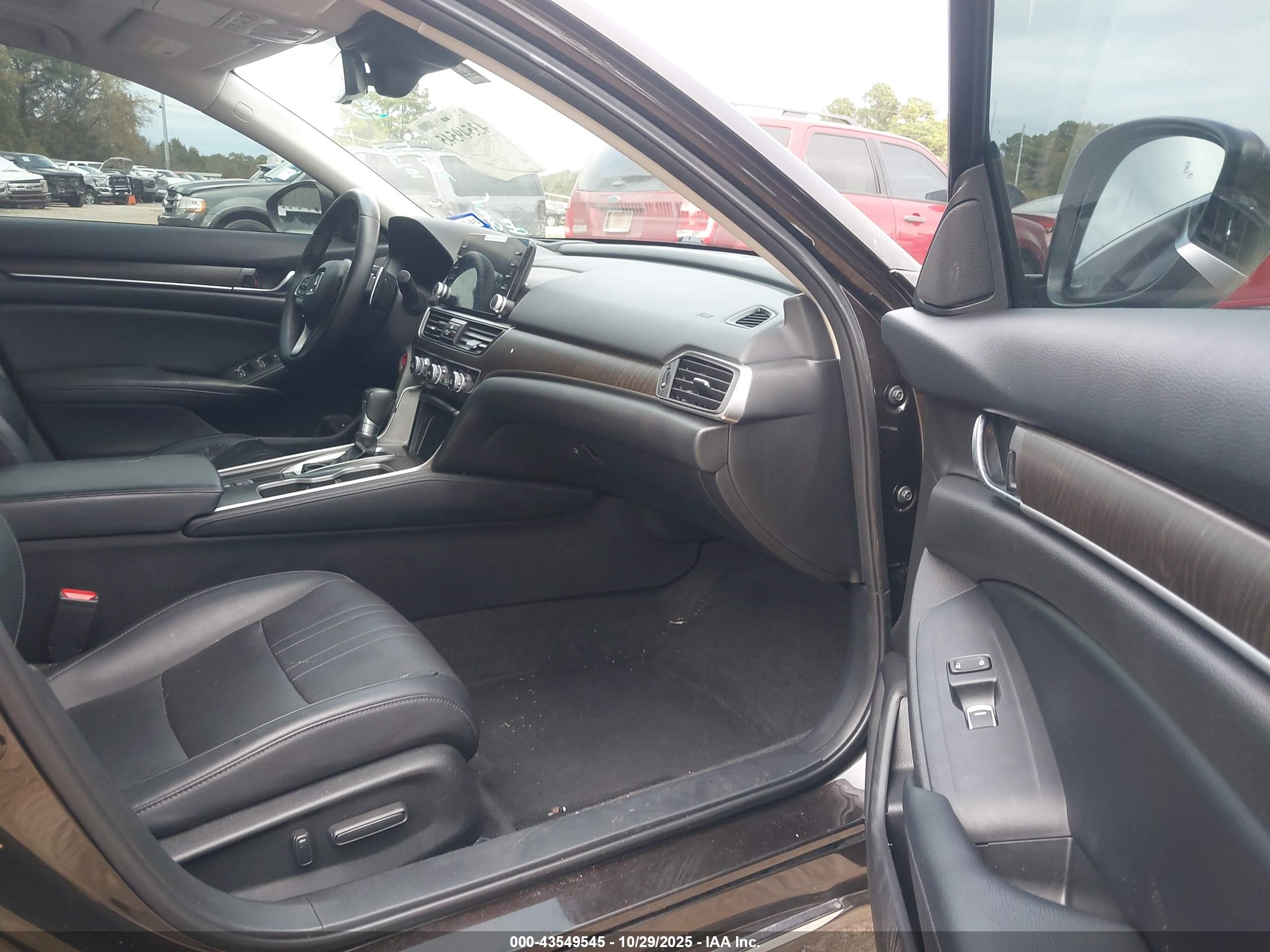 HONDA ACCORD image 5